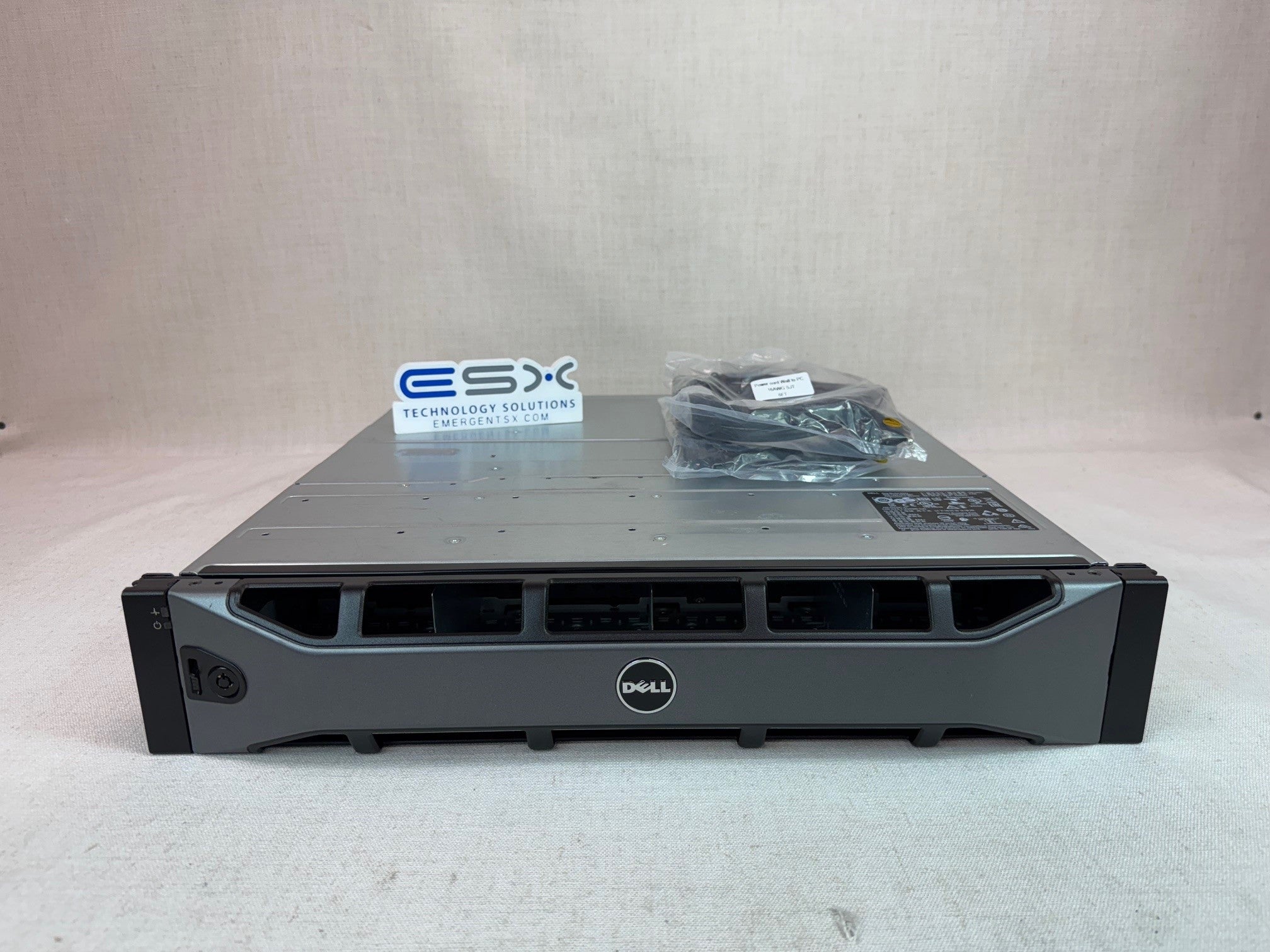Dell PowerVault MD3820F 24x 900GB 10k SAS Dual Controller