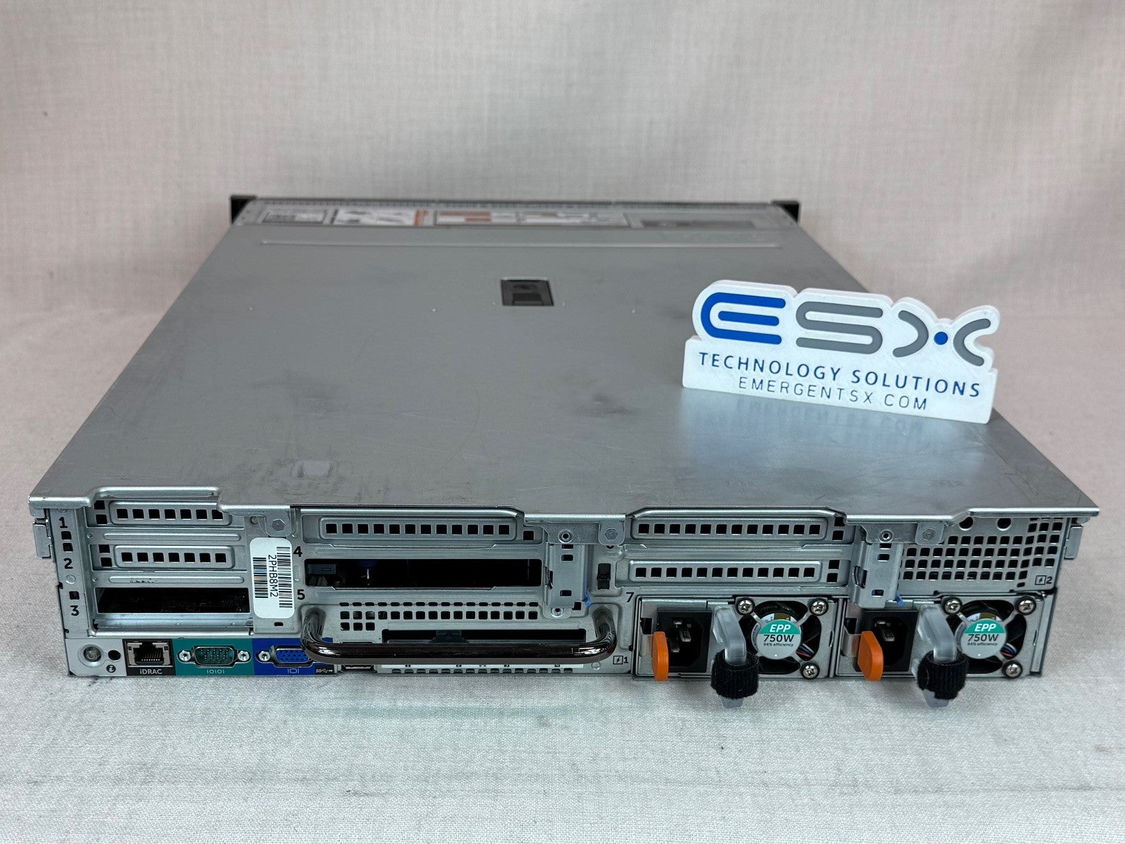 Dell PowerEdge R730 16x 2.5” Server 2x 22C E5-2699v4 2.2GHz, 128GB RAM PERC H730
