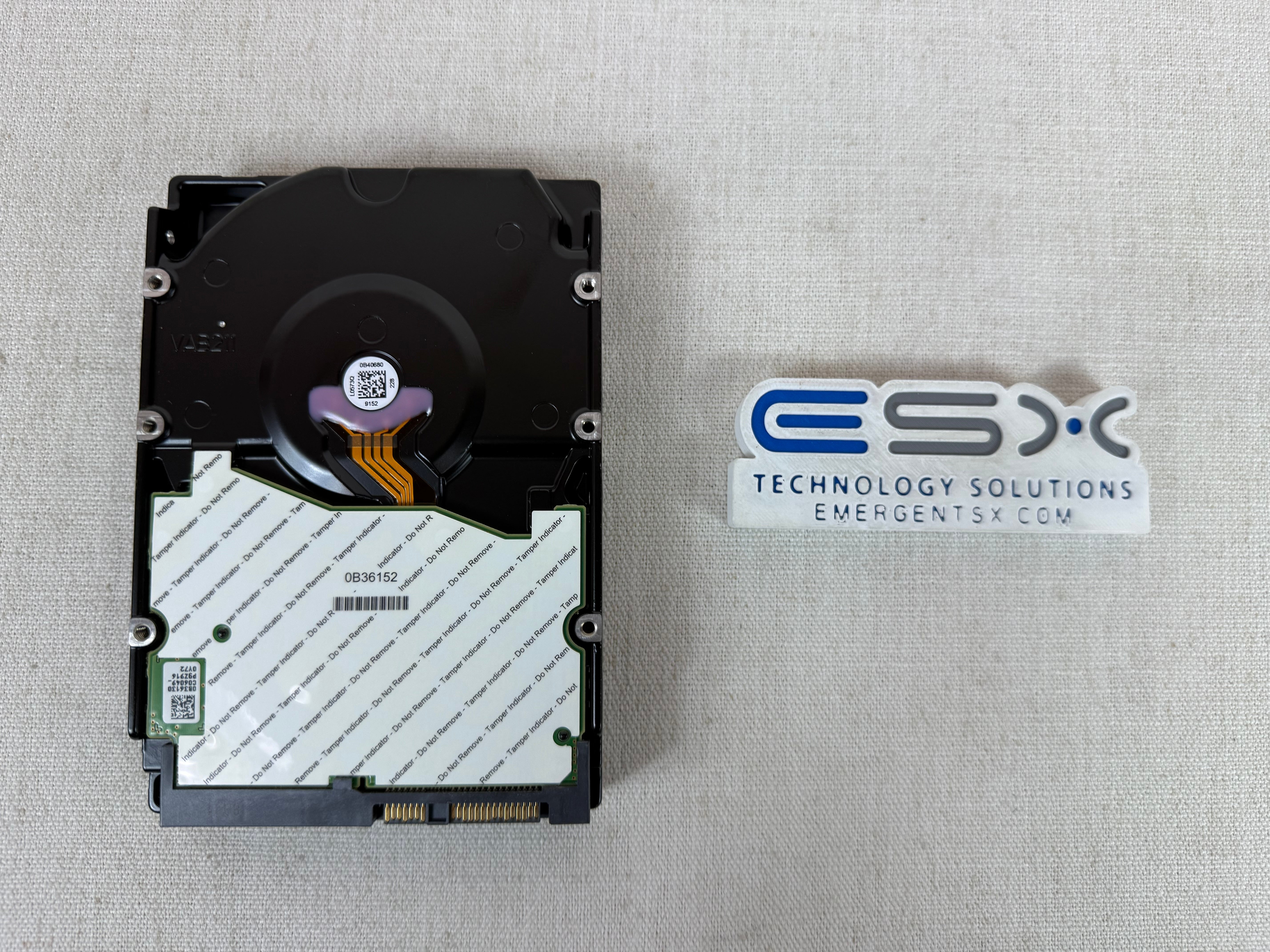 EMC 005053050 4TB 12G SAS SED 3.5" HDD / 118000762