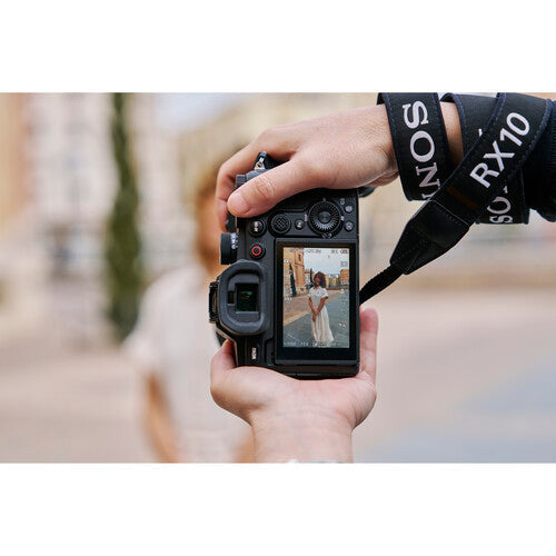 Sony RX10 V Digital Camera - PRE-ORDER