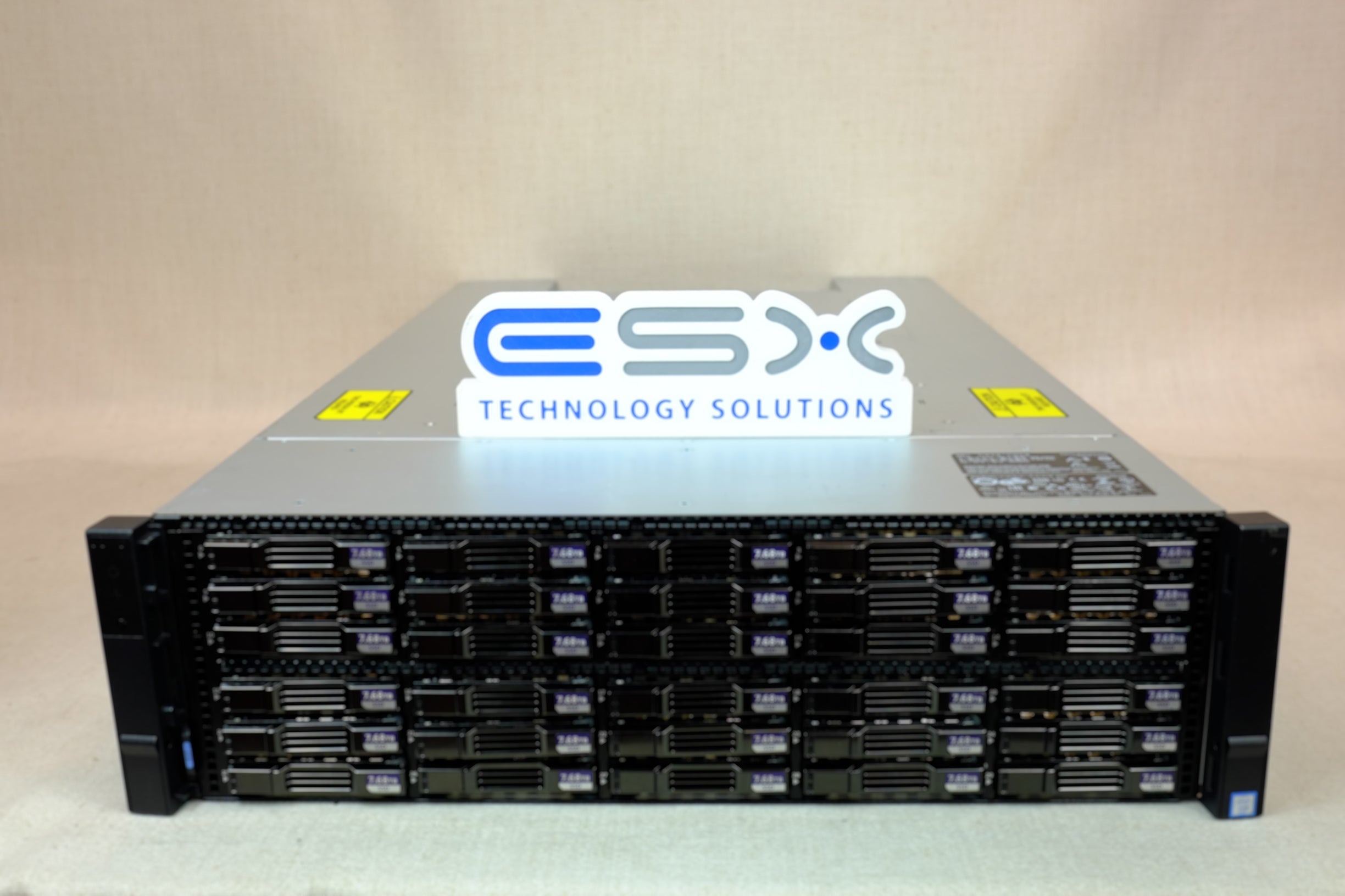 Dell Compellent SCv3020 3U 30x 2.5” Storage Enclosure – See Description