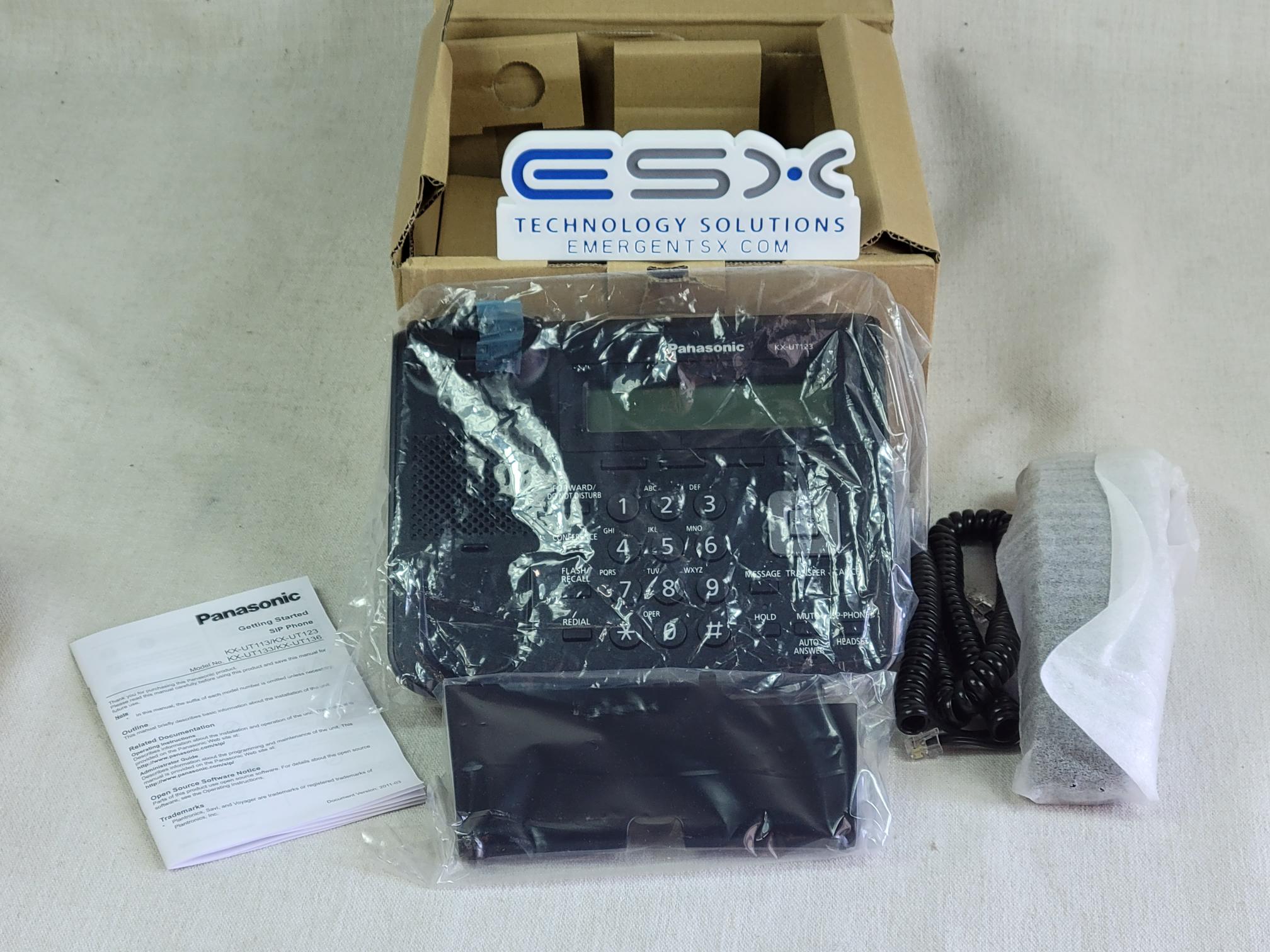 Panasonic - IP SIP Phone with Accessories - Black - KX-UT123-B