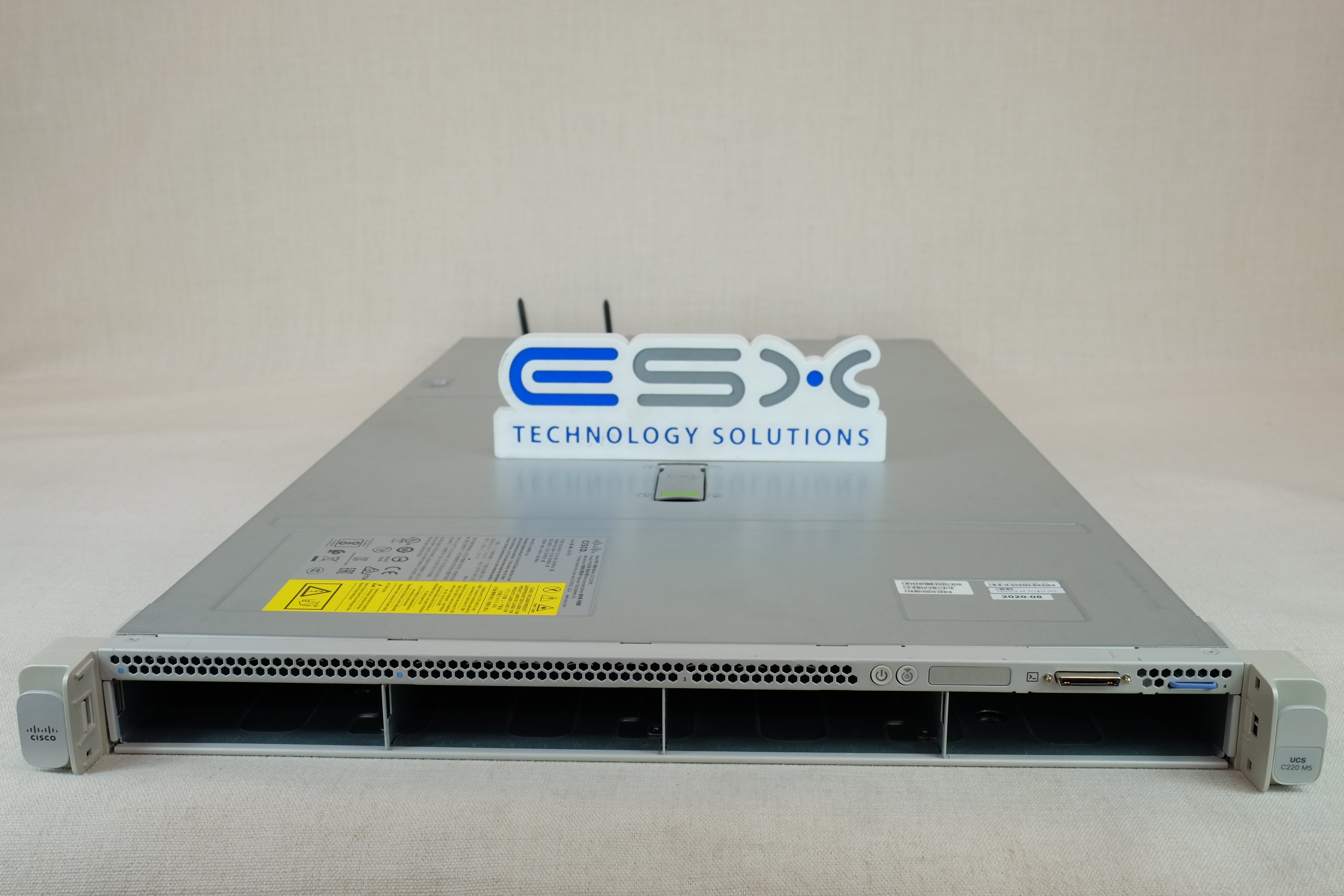 Cisco UCSC-C220-M5L Server – 2x 28C Platinum 8276 2.2GHz, 256GB, 2x 1.6TB NVMe