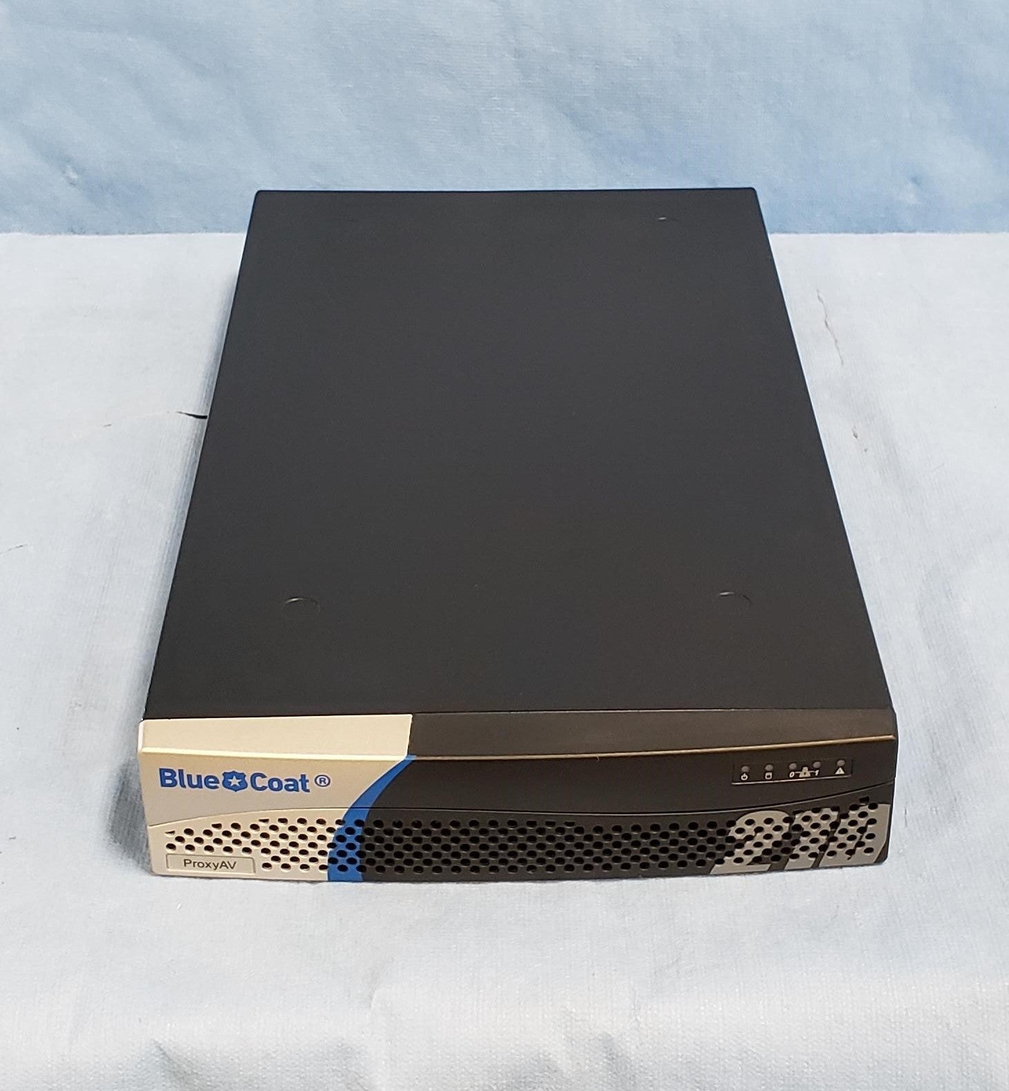 BlueCoat Proxy AV210 Series Security Appliance-AV210 A