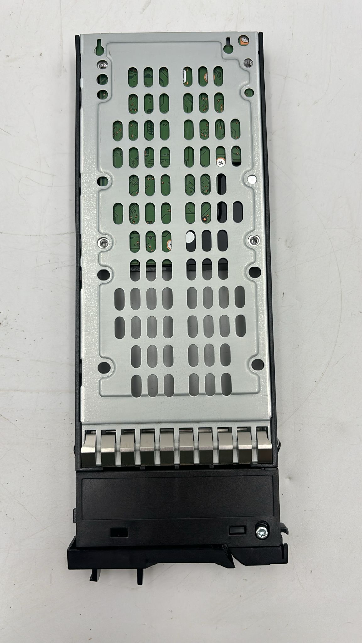 HPE P13245-001 1.2TB SAS MSA HDD - Connector View | Alo Tech Solutions