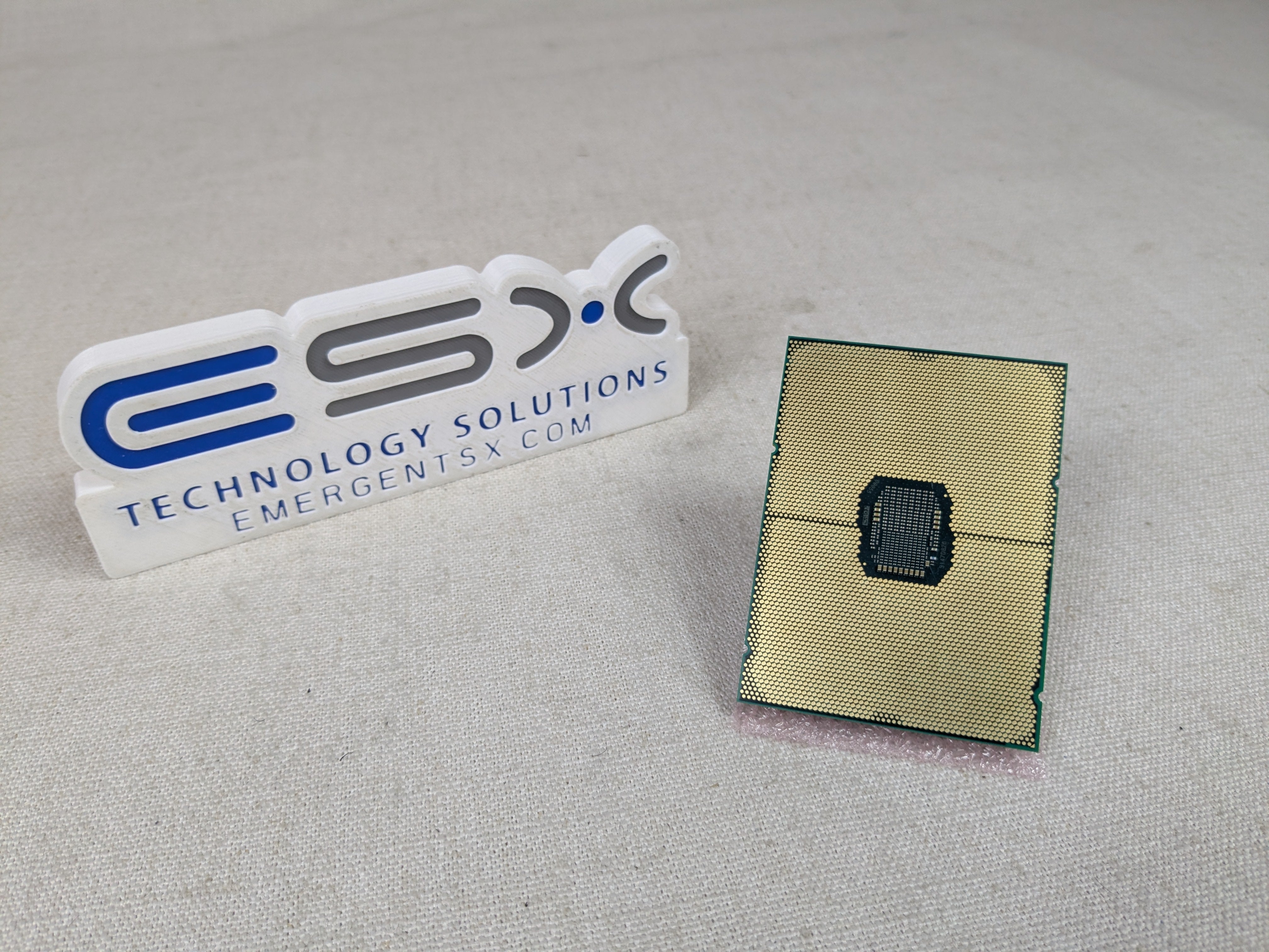 Intel Xeon 16-Core Silver 4314 @ 2.4GHz, 24MB, 135W Processor SRKXL
