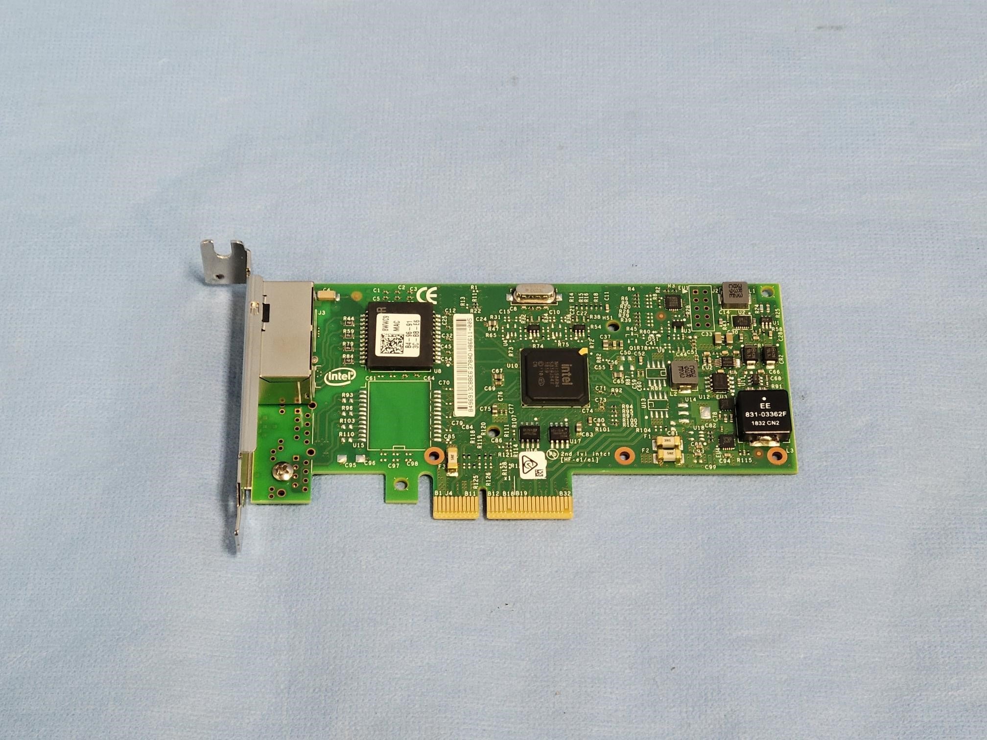 Dell 8WWC9 Intel I350-T2 Dual Port 1Gb Ethernet PCIe Network Adapter