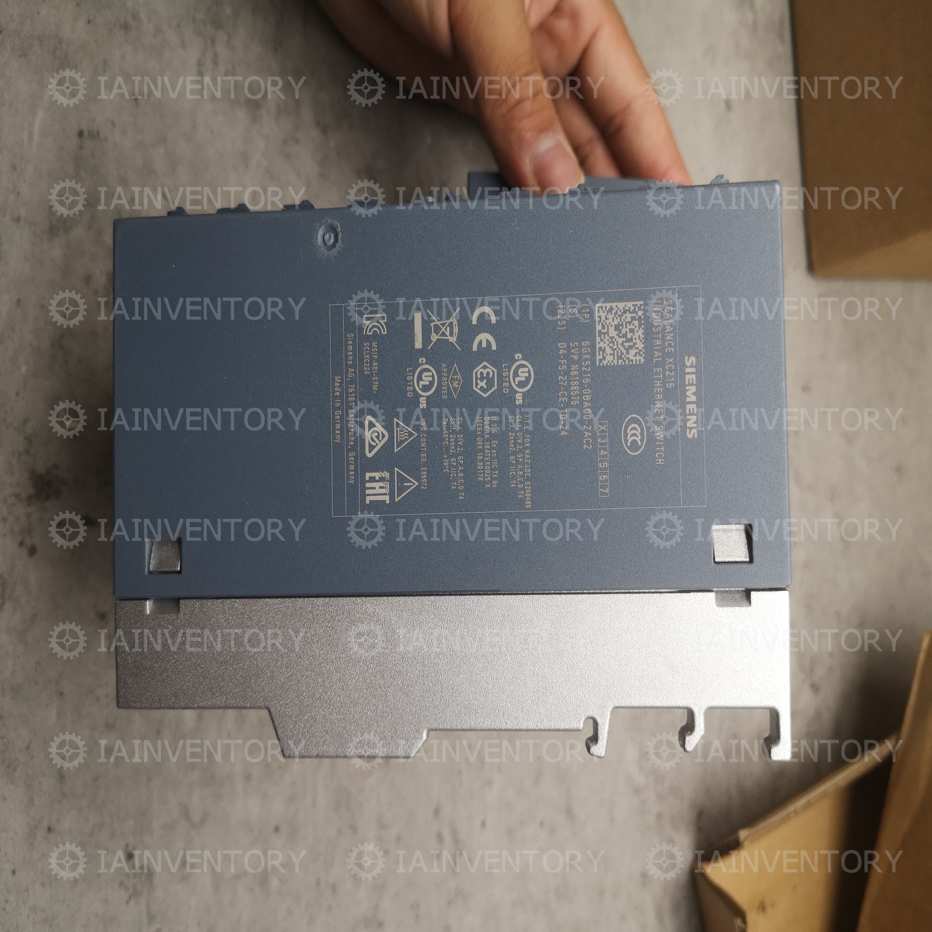 SIEMENS 6GK5216-0BA00-2AC2 6GK5 216-0BA00-2AC2
