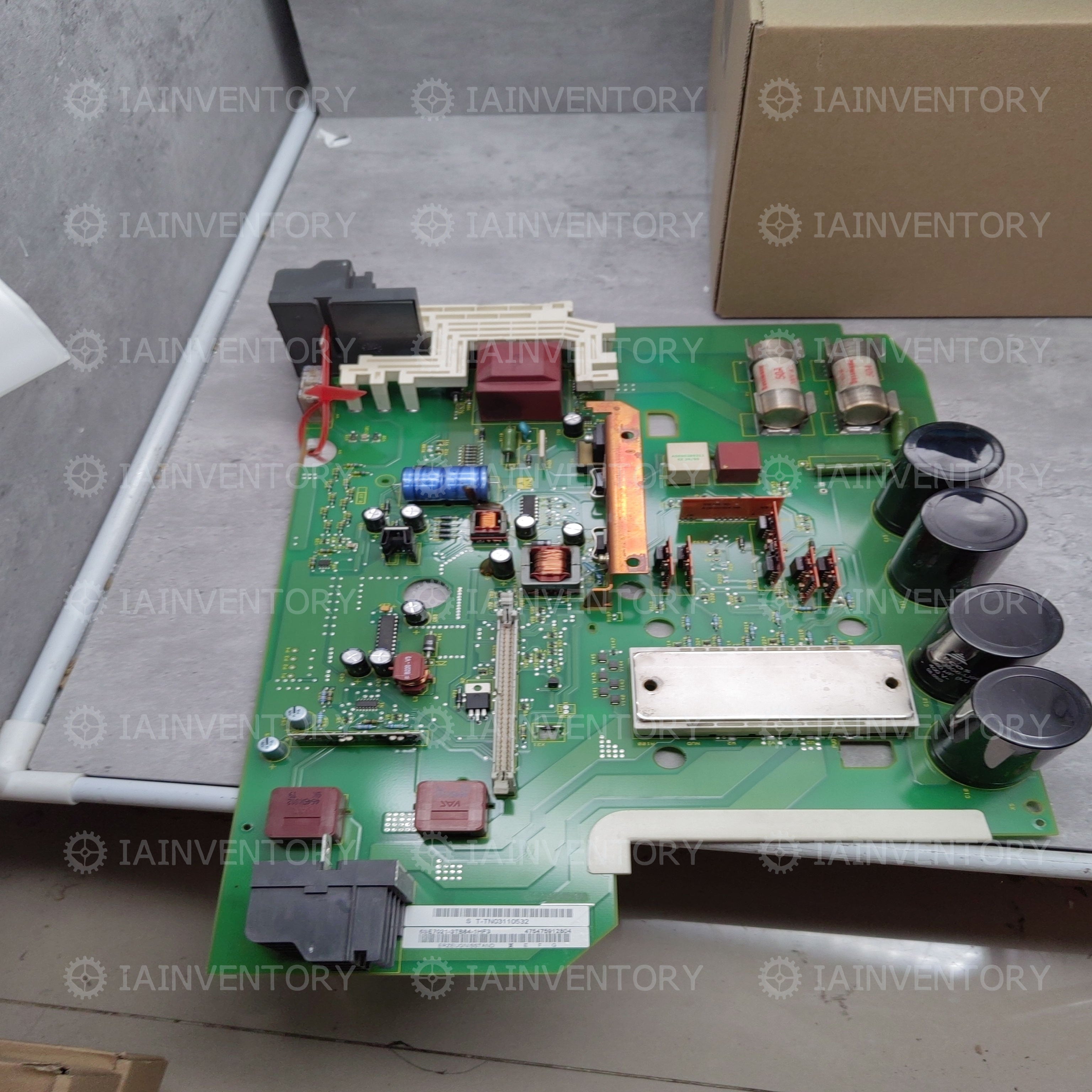 Siemens 6SE7021-3TB84-1HF3