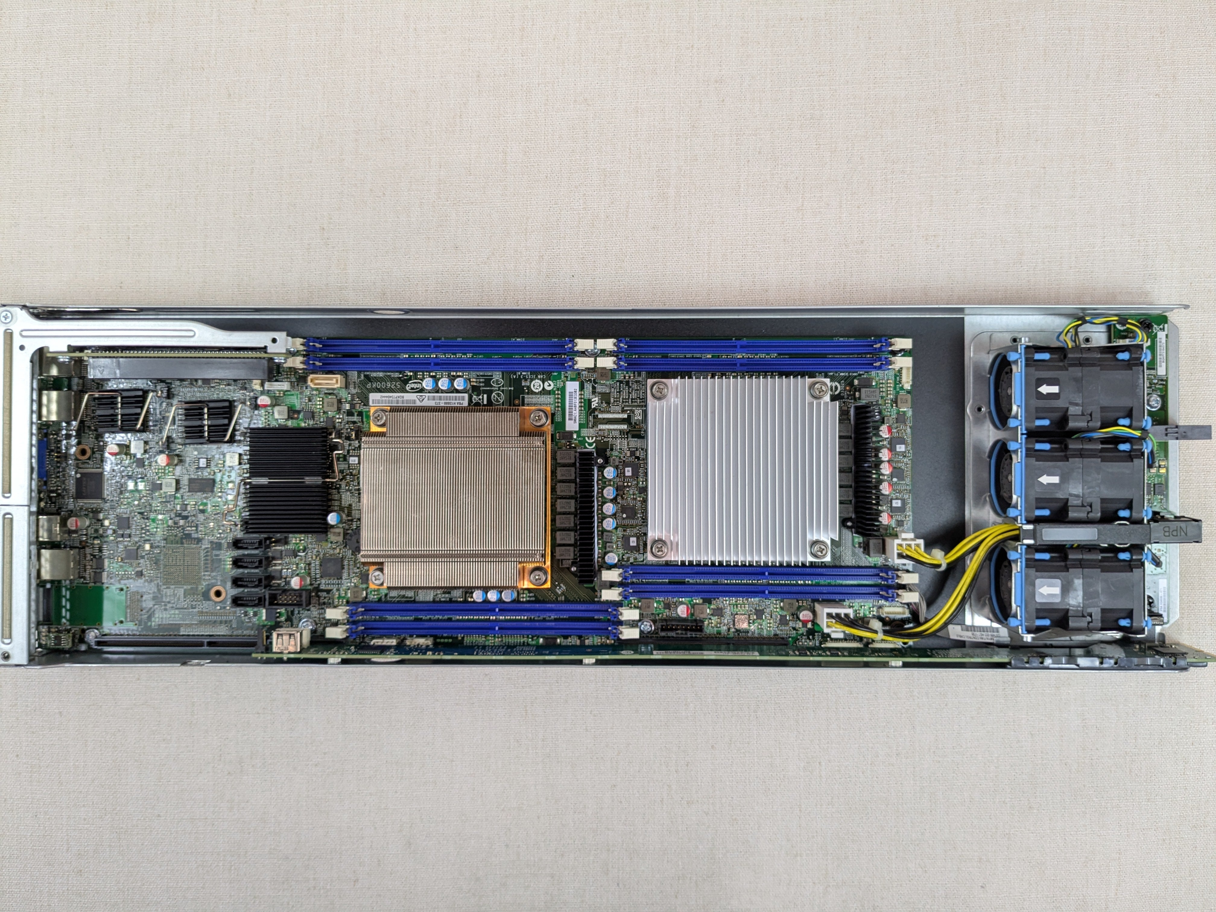 Intel H2000 2U 12x 3.5” 4 Node S2600KP Server 8x 14C E5-2680v4 2.4GHz, 1TB RAM