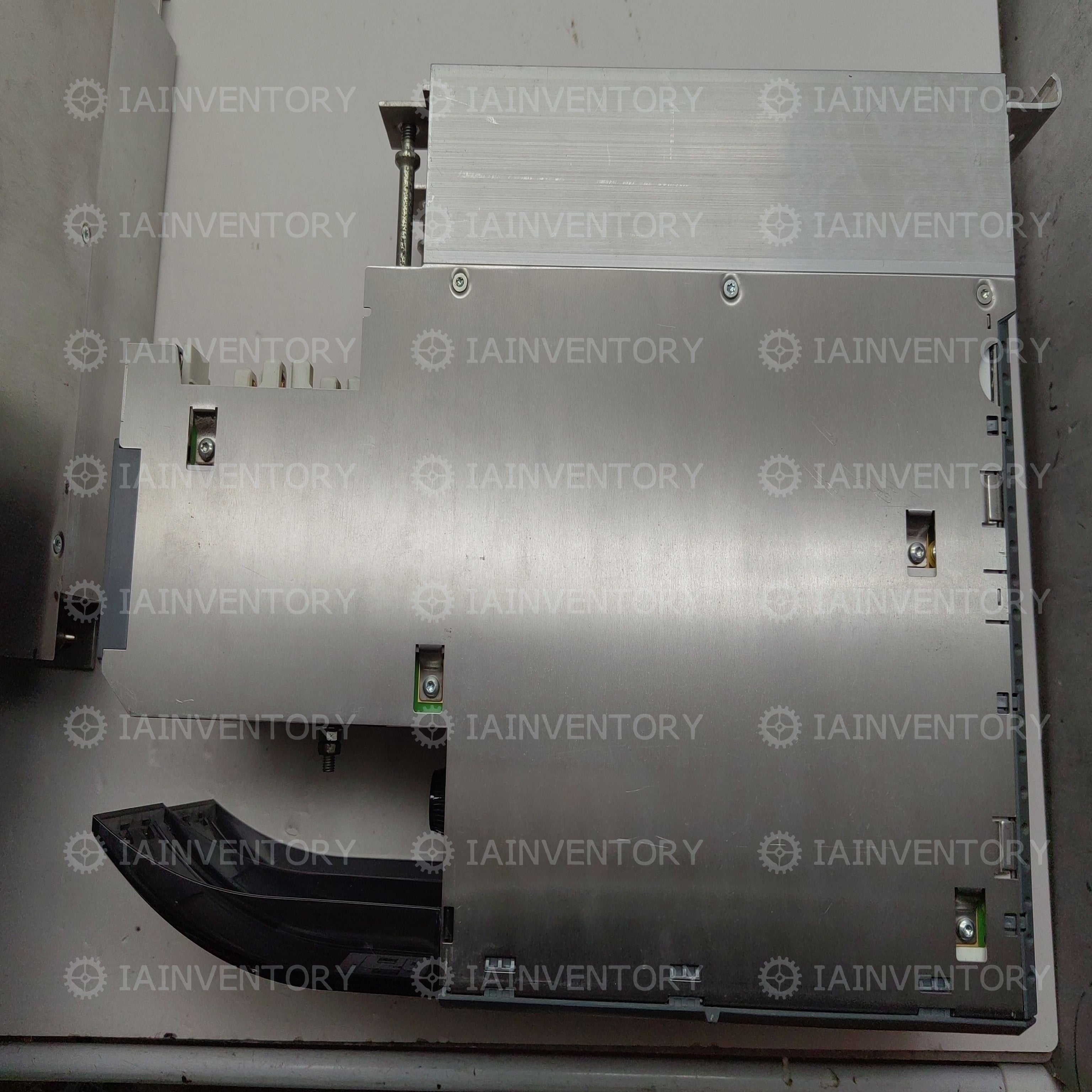 One B&R 8B0P0440HW00.000-1 PLC