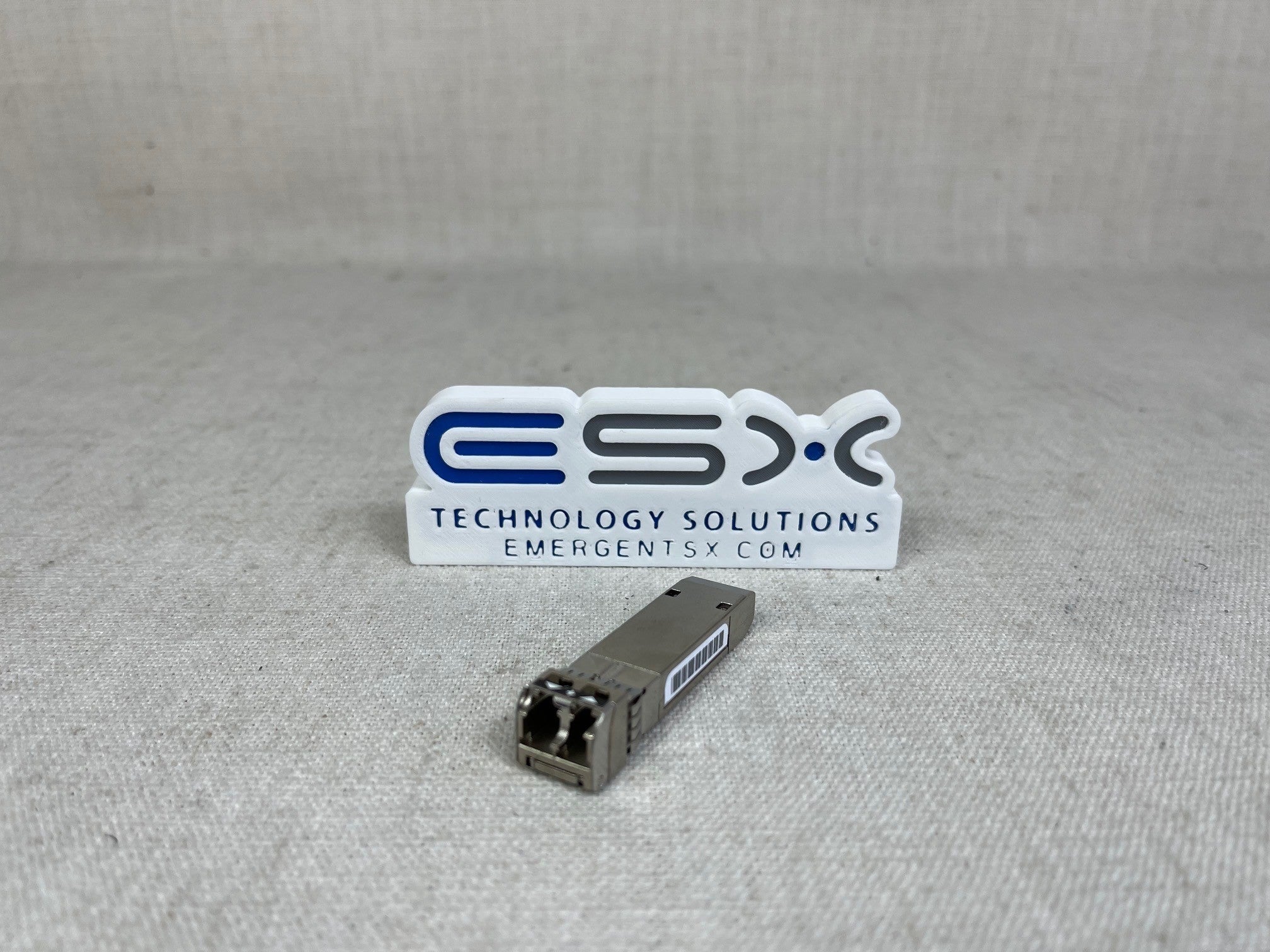 Genuine Cisco DS-SFP-FC16G-SW 16Gb/s Fiber Channel SFP Transceiver Module