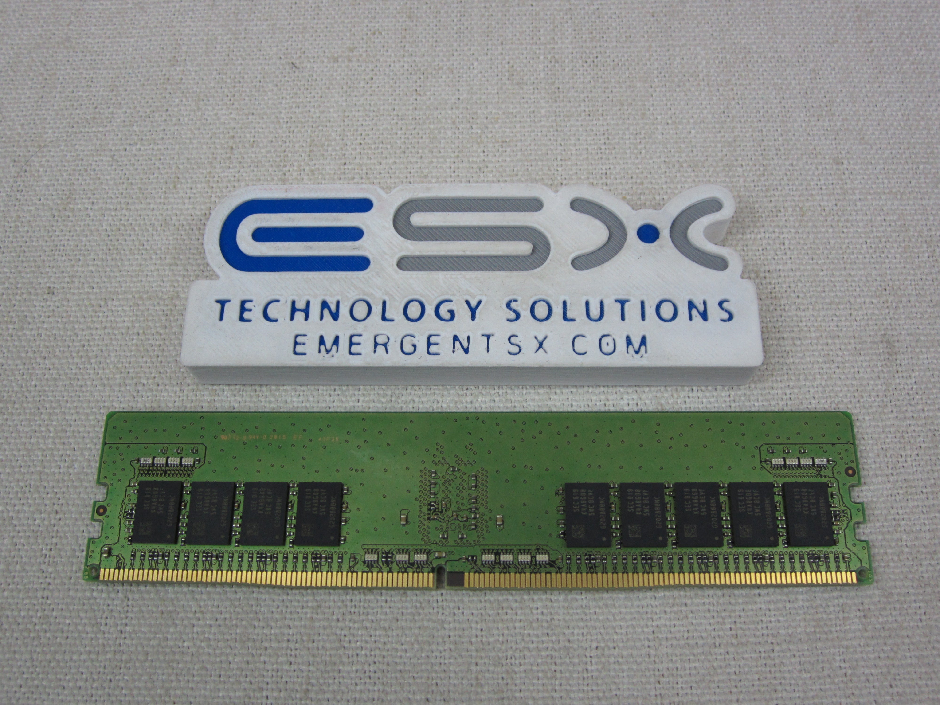 Dell SNPTFYHPC/16G 16GB 2Rx8 PC4-2933Y DDR4 ECC Server Memory RDIMM