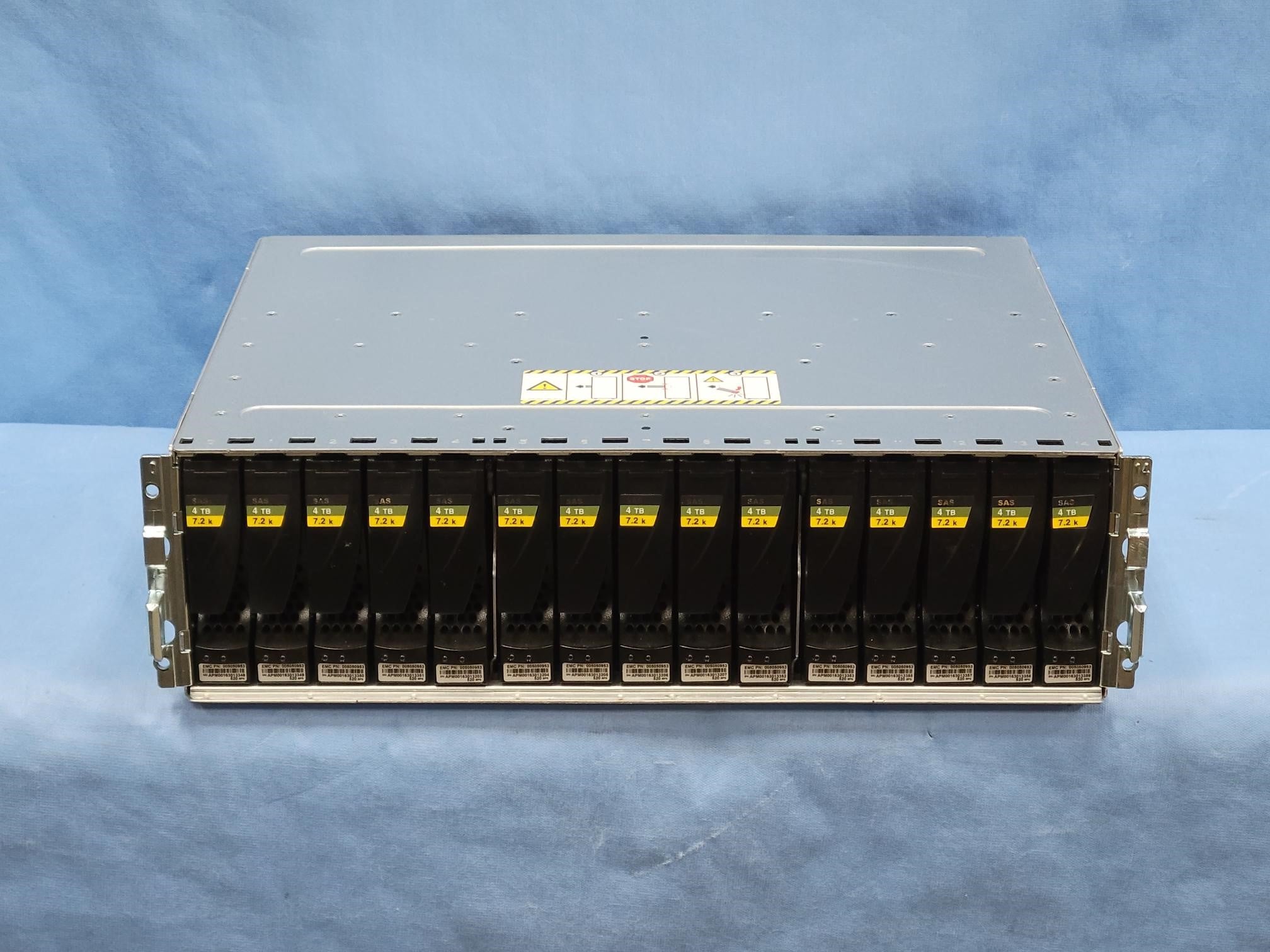 EMC VNX 3U, 15-Bay shelf with 15 x V4-VS07-040 – 4TB 7.2K Drive – PN: 005050953