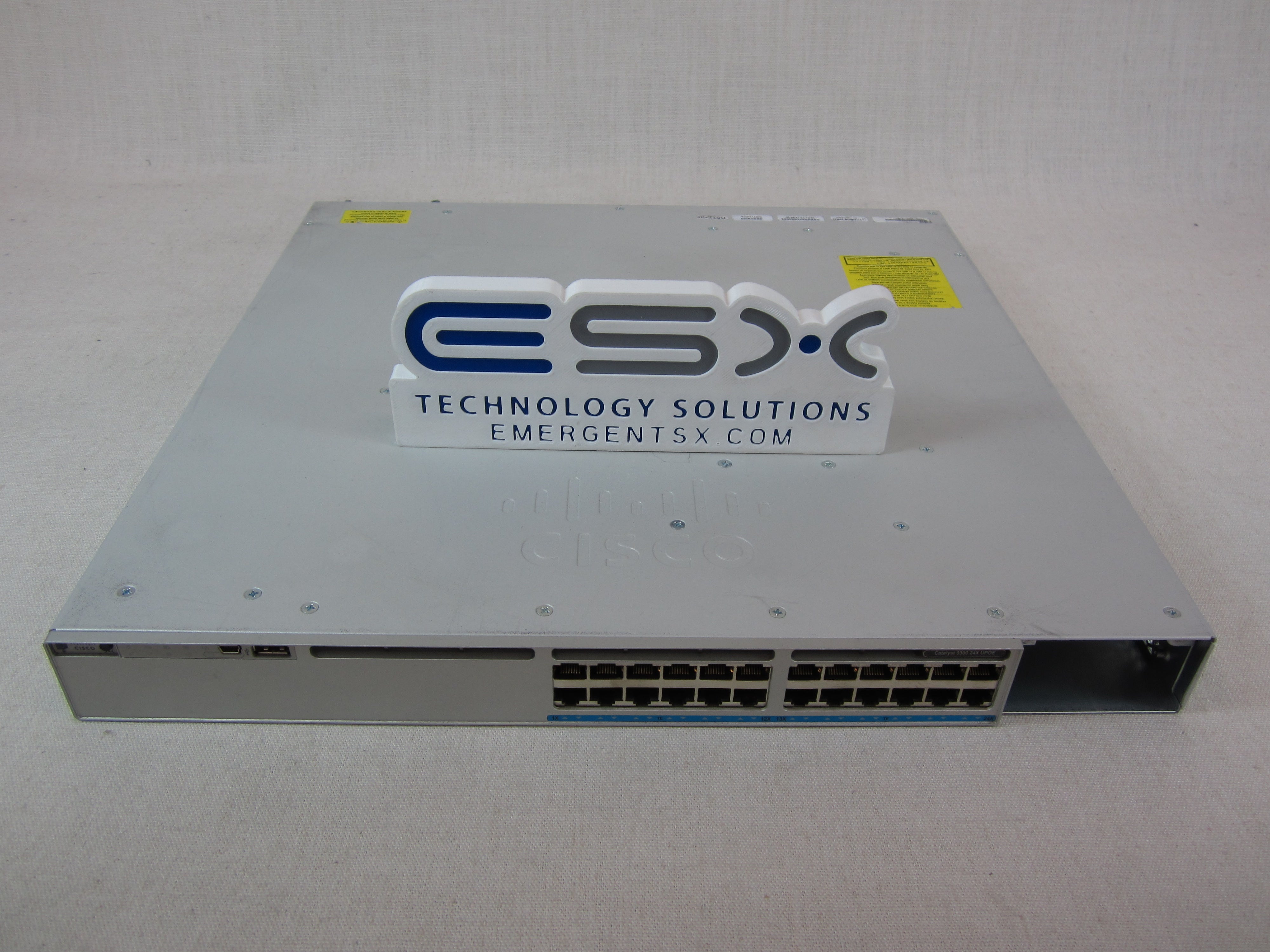 Cisco C9300-24UX-E 24-Port mGig UPOE Network Essentials Switch – Does not Boot