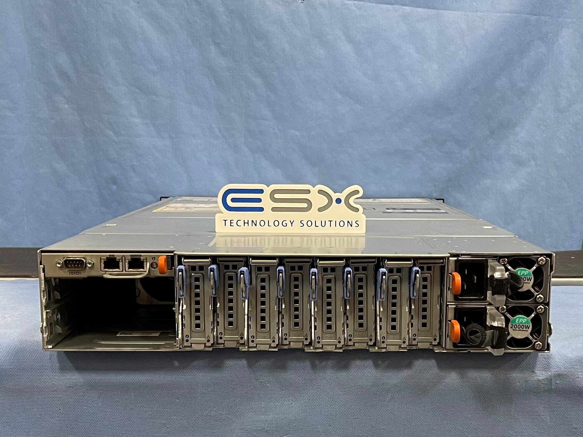 Dell PowerEdge FX2S 4 Slot Blade Chassis - CMC, 2x 2000W PSU