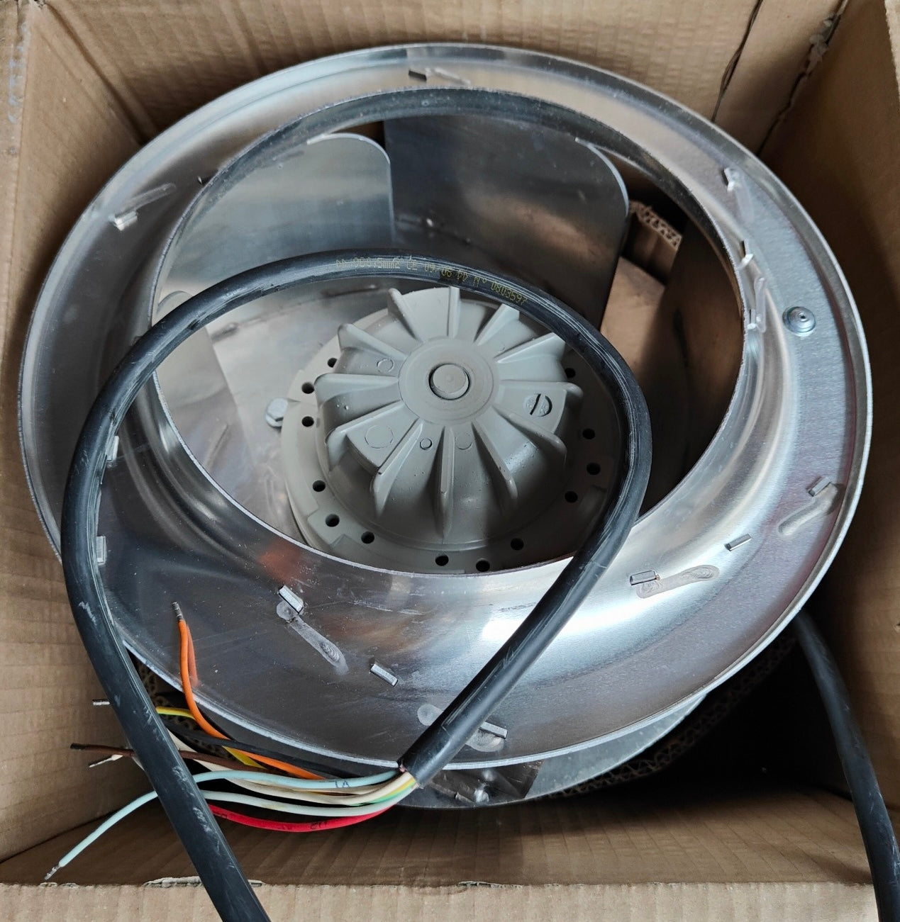 RH25M-2DK.3B.1R ZIEHL-ABEGG centrifugal fan 3-230/400v 50HZ 2730RPM