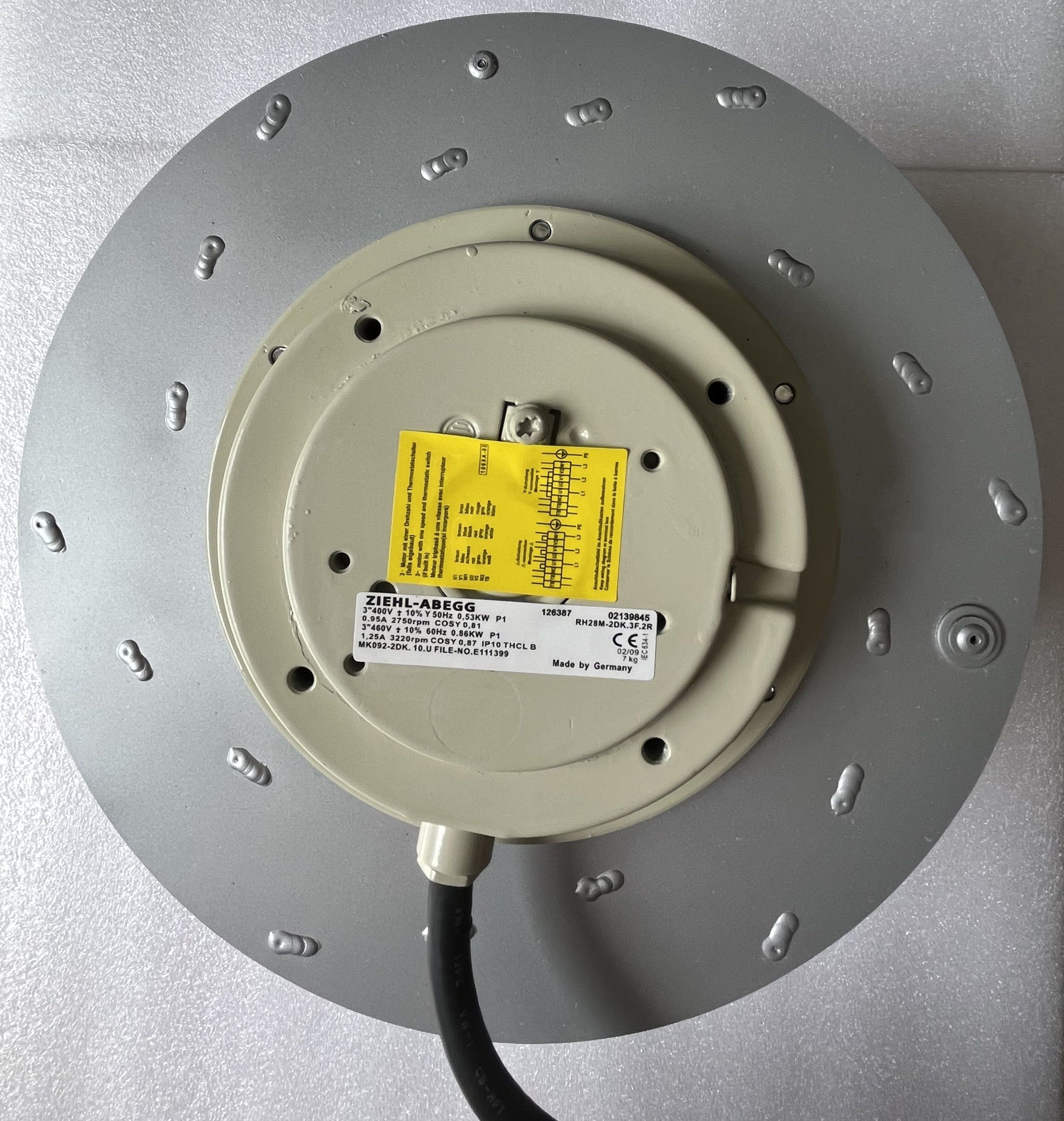 RH28M-2DK.3F.2R ZIEHL-ABEGG centrifugal fan 0.5/0.86 kW 2.3/0.88A 2780/3280rpm