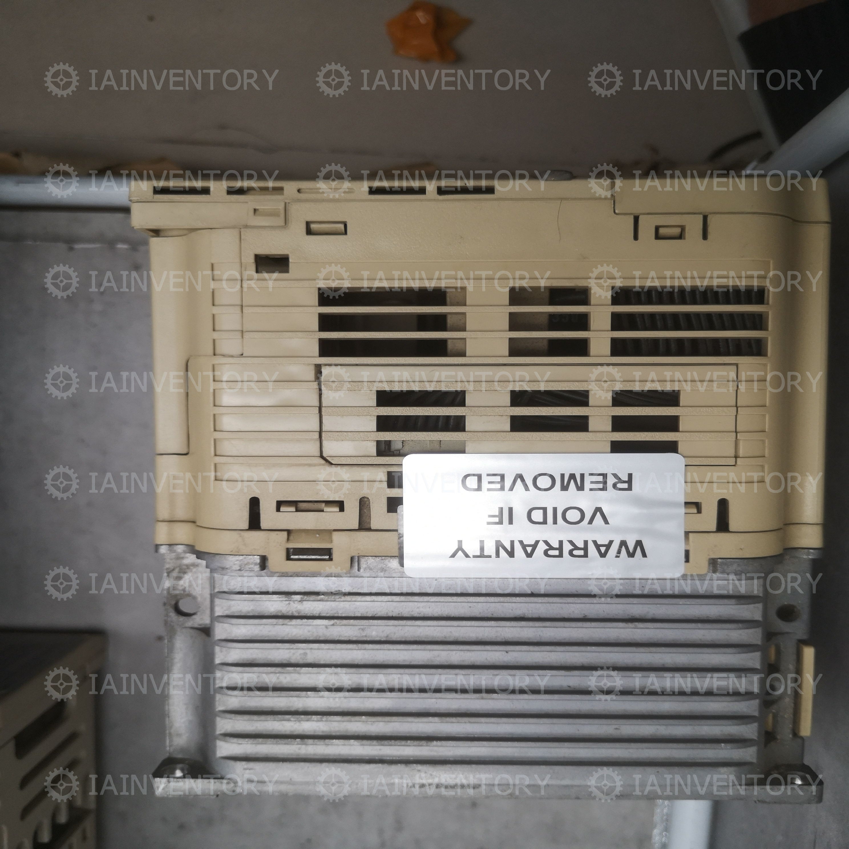Yaskawa V1000 Inverter CIMR-VB4A0005BBA 1.5KW It