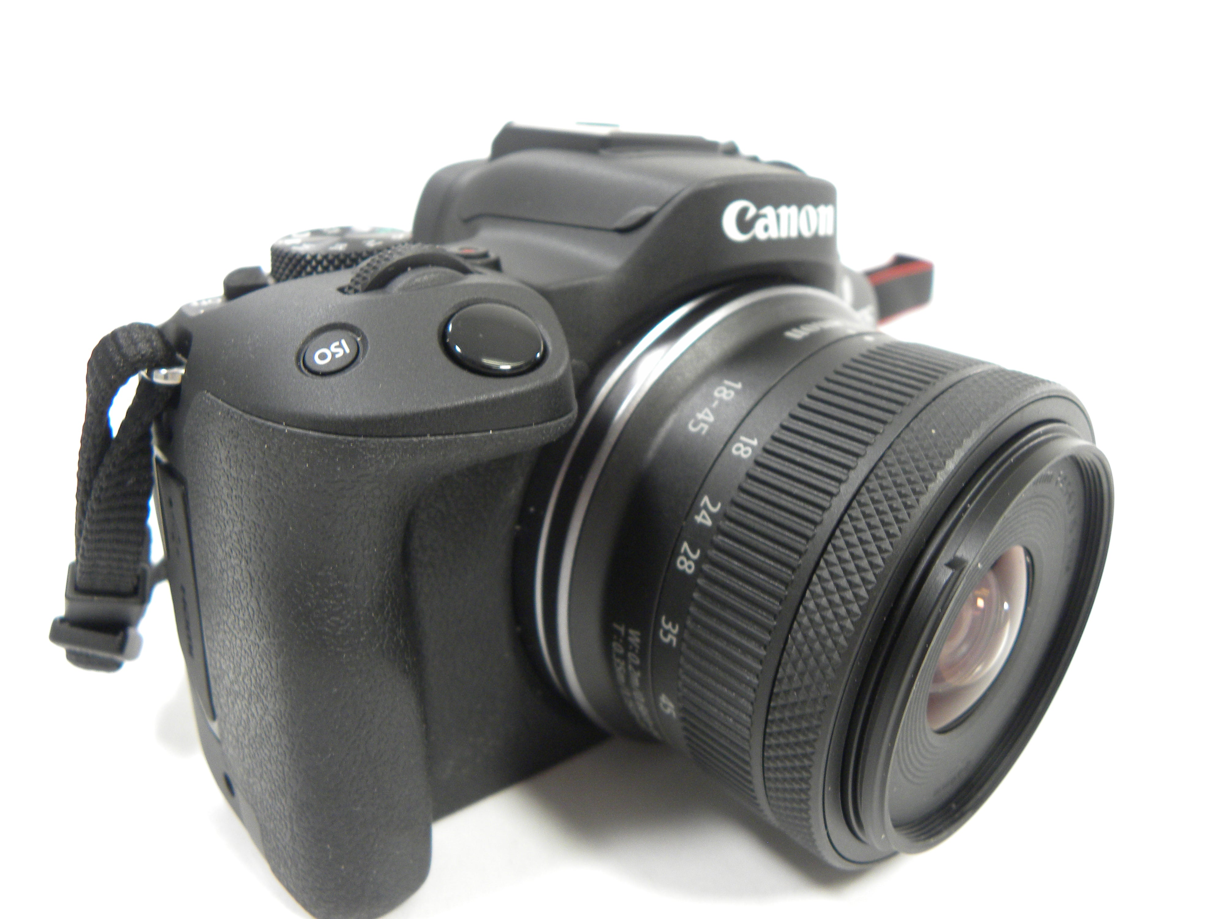 Canon EOS R50 24.2mp Digital Mirrorless w/RF-S 18-45mm Shutter Ct.