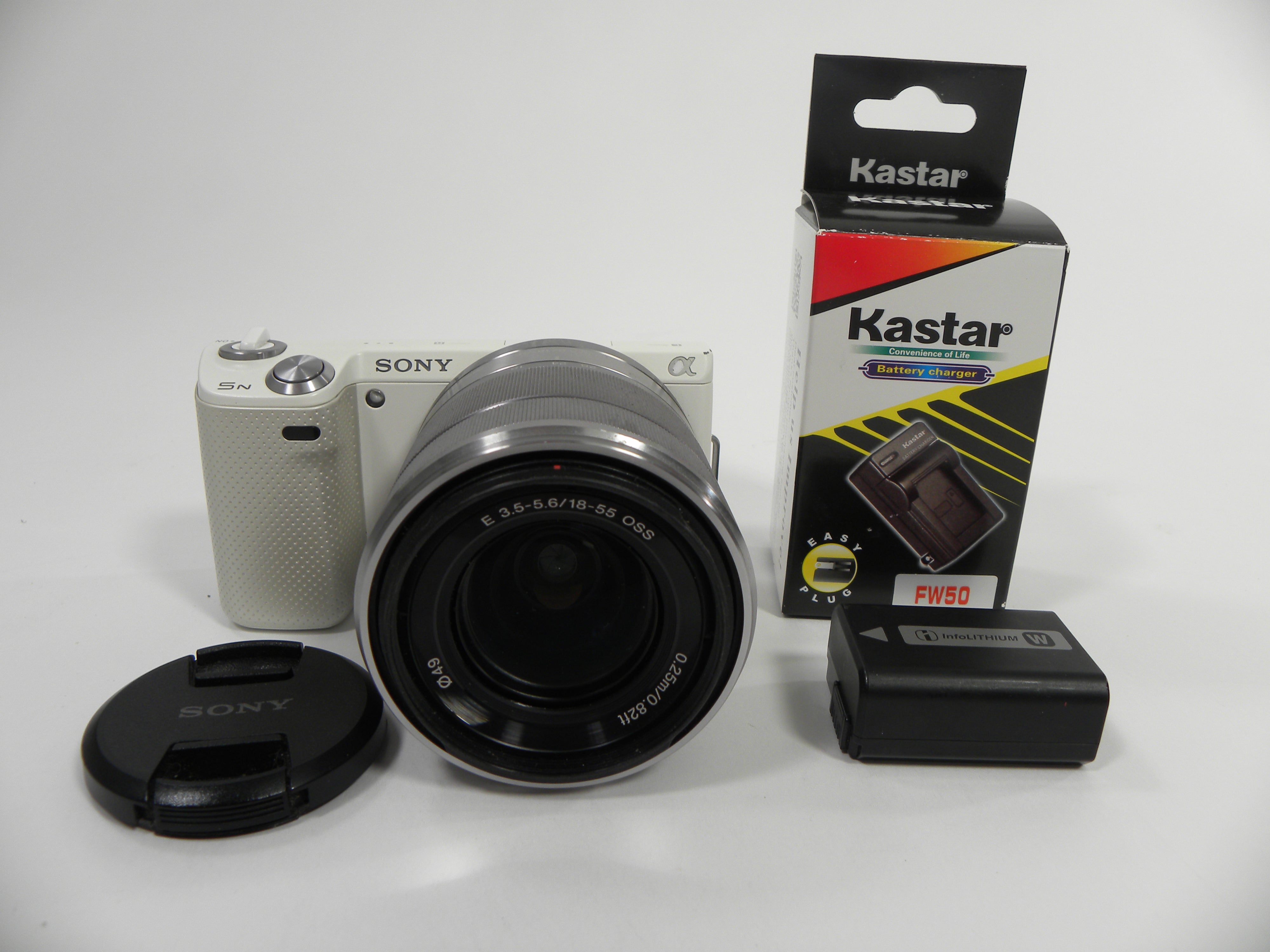 Sony a NEX-5N 14.2mp Digital Mirrorless Camera(White) w/18-55 f3.5-5.6 OSS