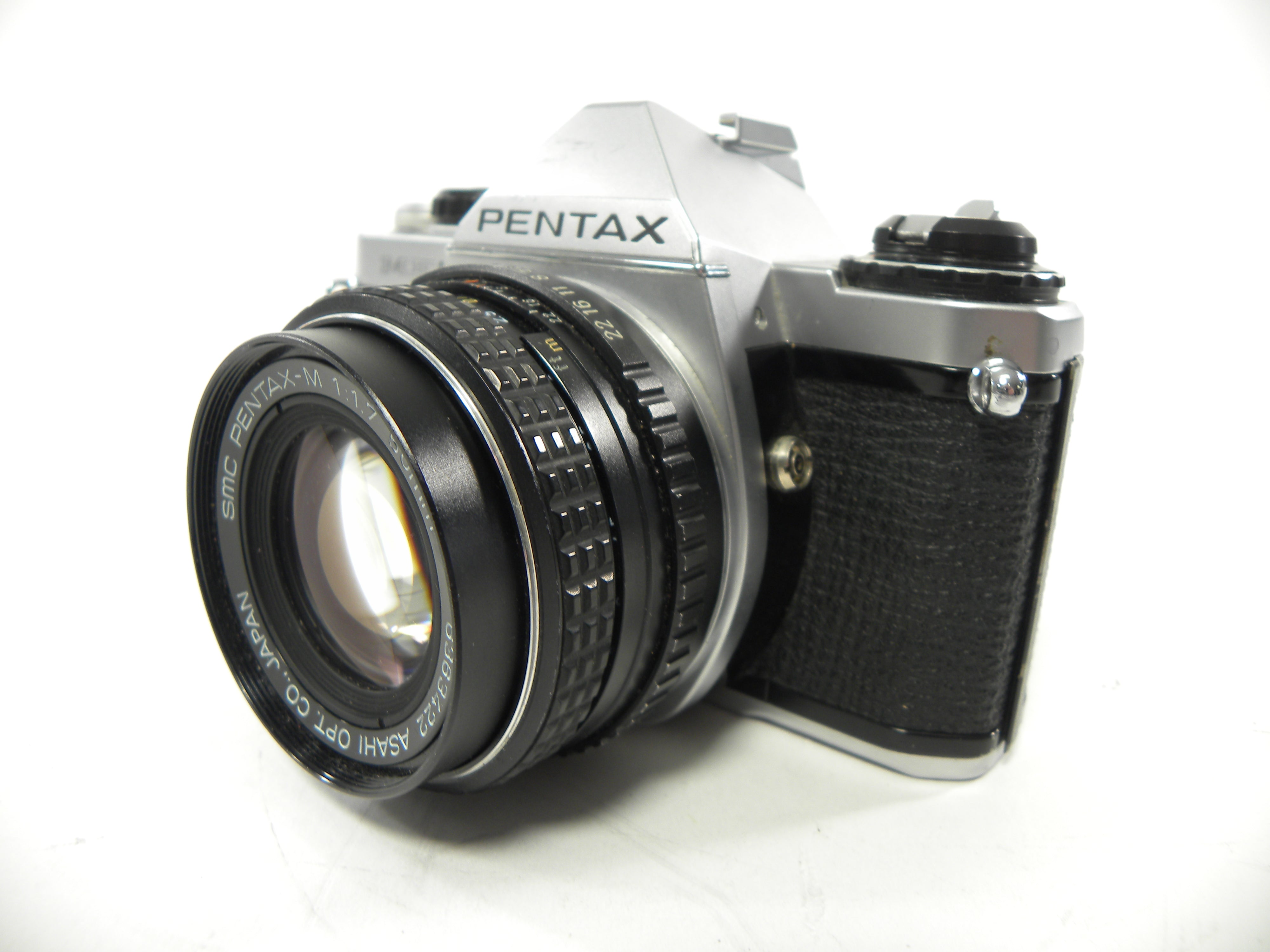 Pentax ME Super 35mm SLR w/SMC Pentax-M 50mm f1.7