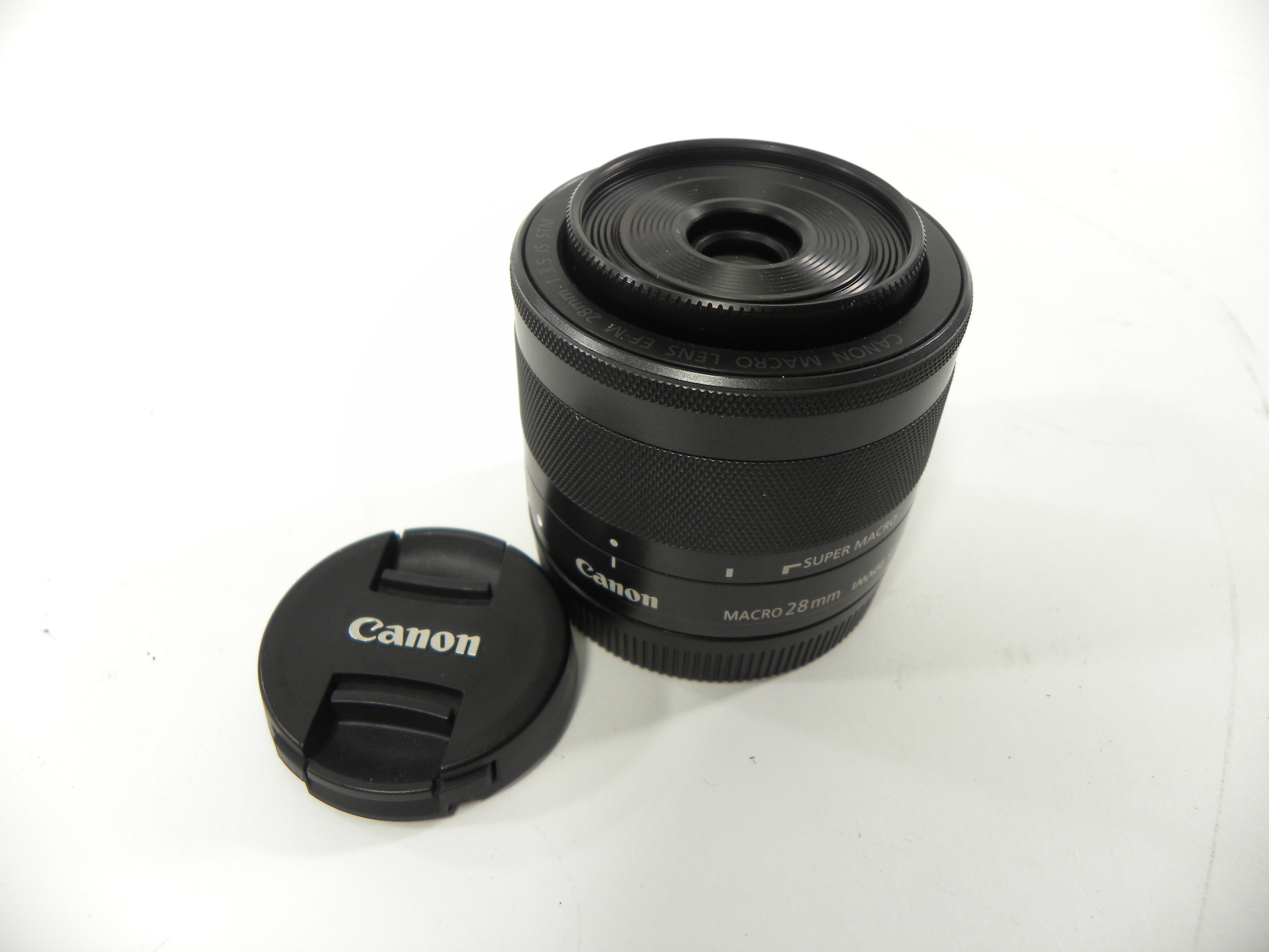 Canon EF-M 28mm f3.5 IS STM