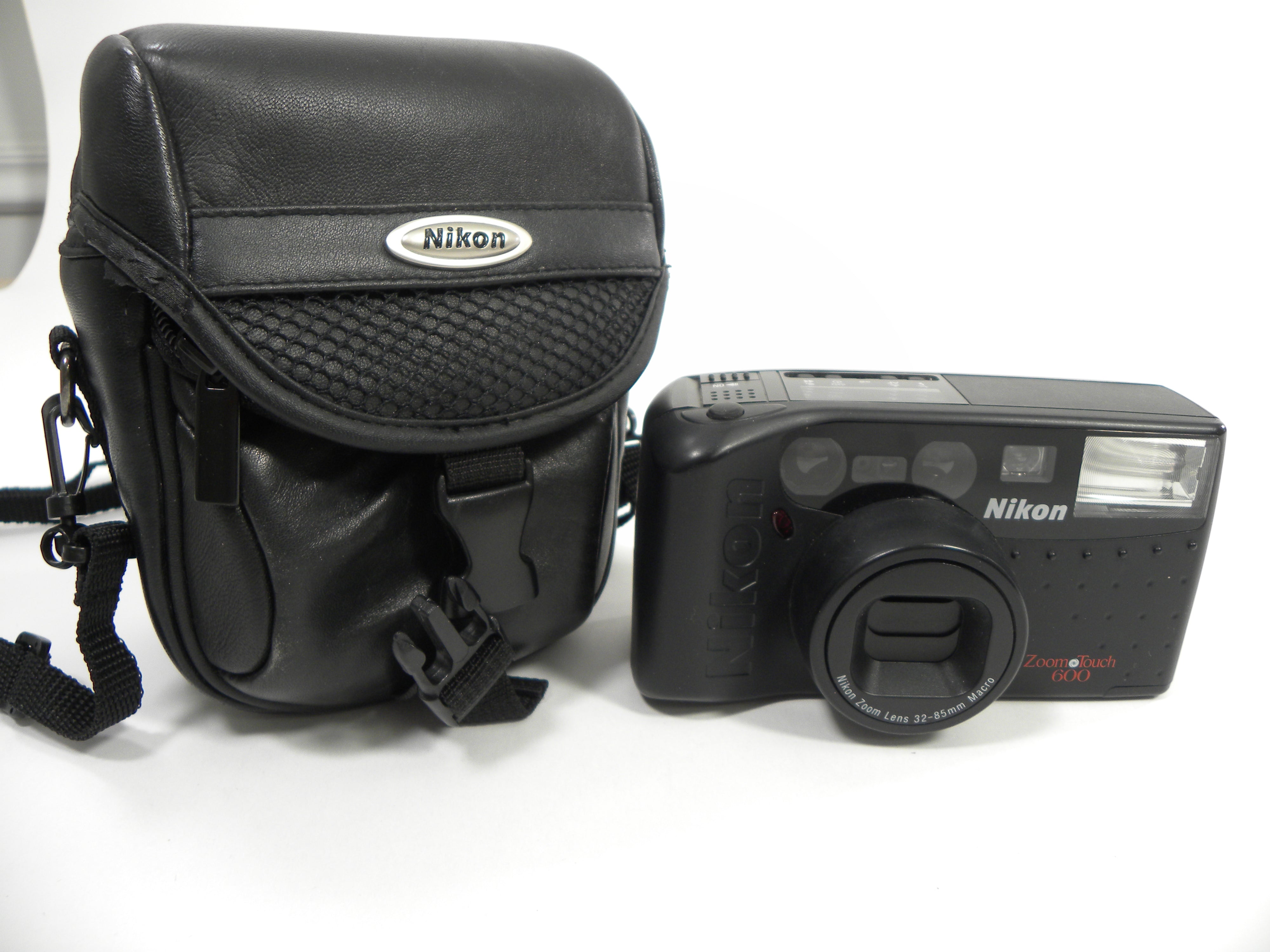 Nikon Zoom Touch 600 35mm Camera