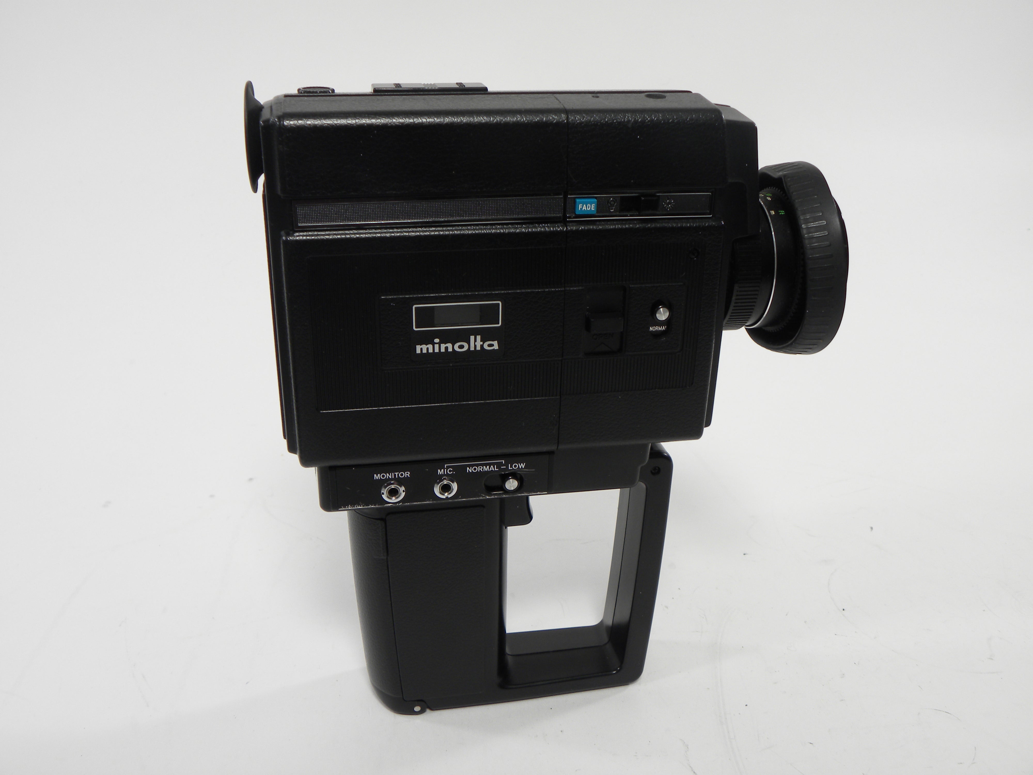Minolta XL-660 8mm Sound Video Camera UNTESTED!