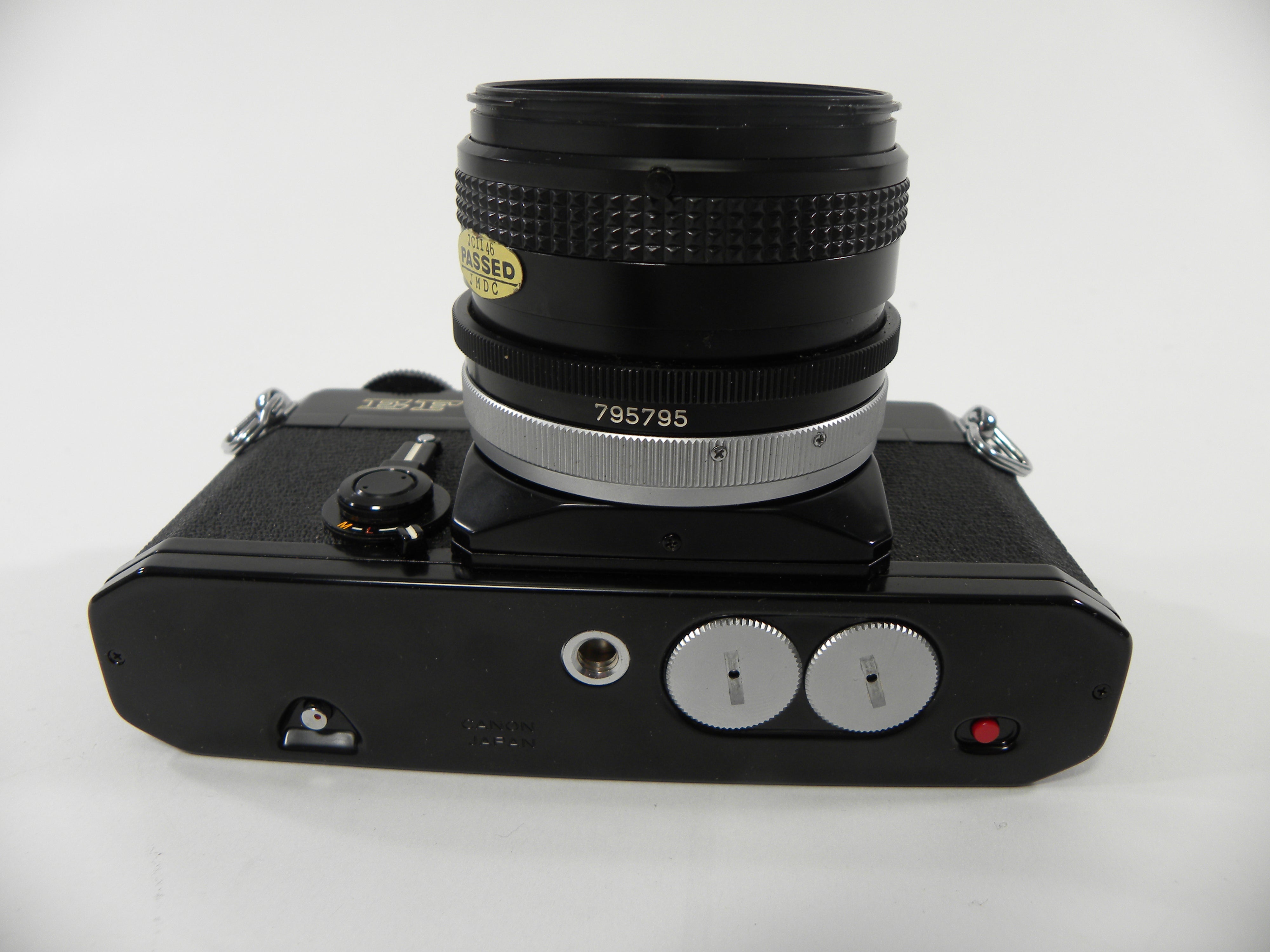 Canon EF 35mm SLR w/FD 50mm F1.8 S.C. AS IS No Returns !