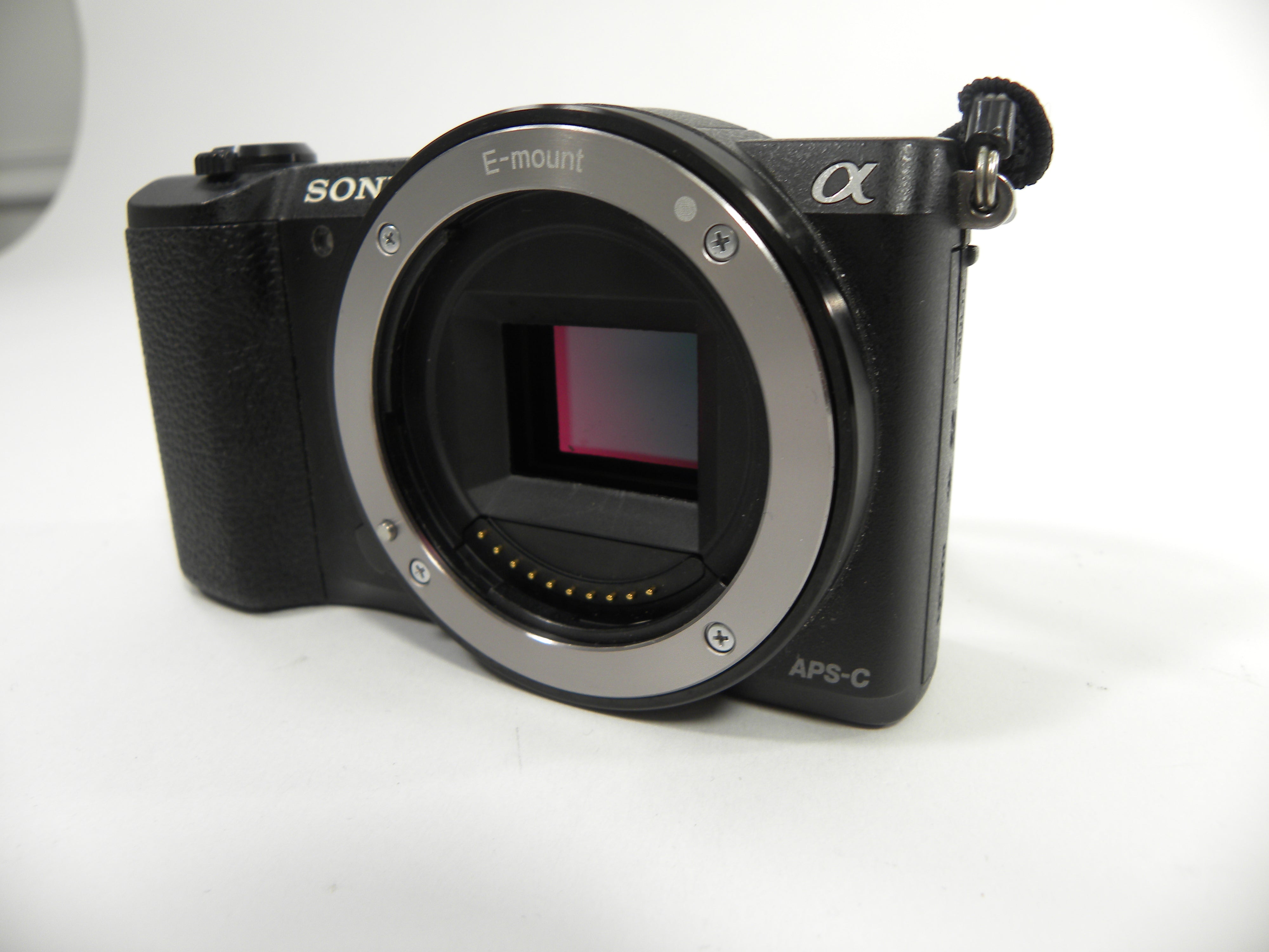 Sony a5100 24.3mp Digital Mirrorless camera AS IS NO Returns!!