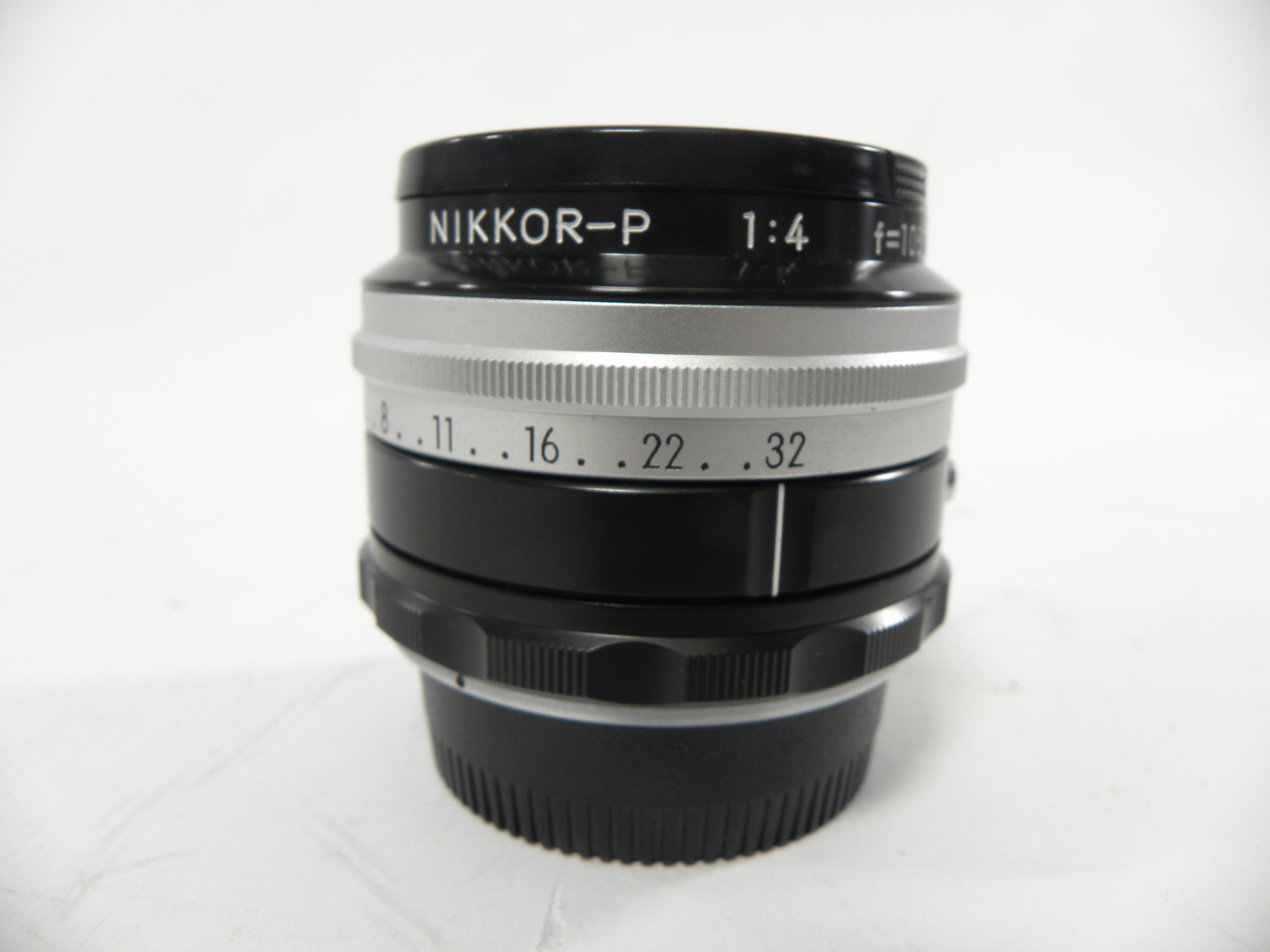 Nikon Nikkor-P 105mm f4 F Mount