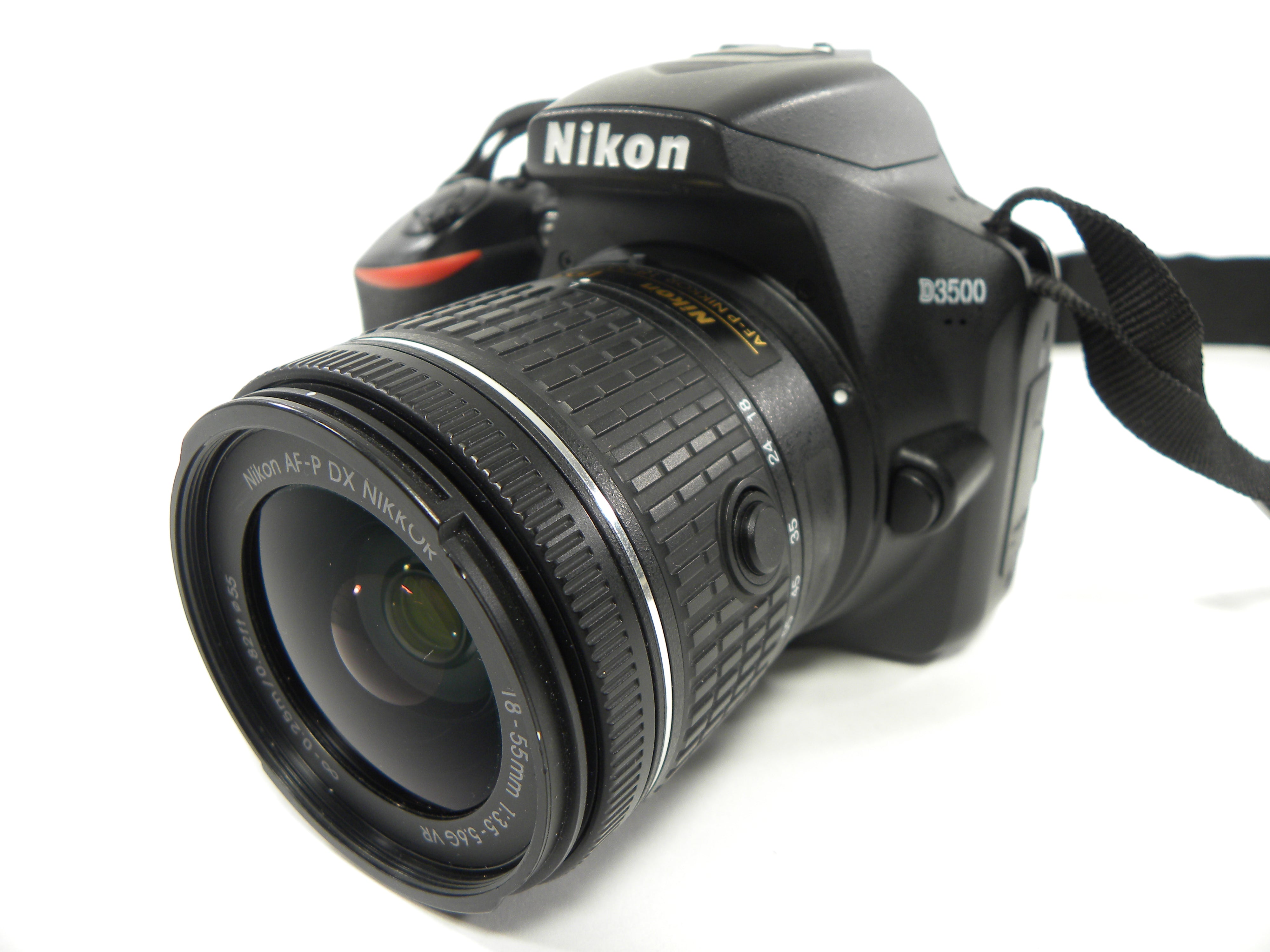 Nikon D3500 24.2mp Digital SLR w/AF-P Nikkor 18-55 shutter ct. 32,455