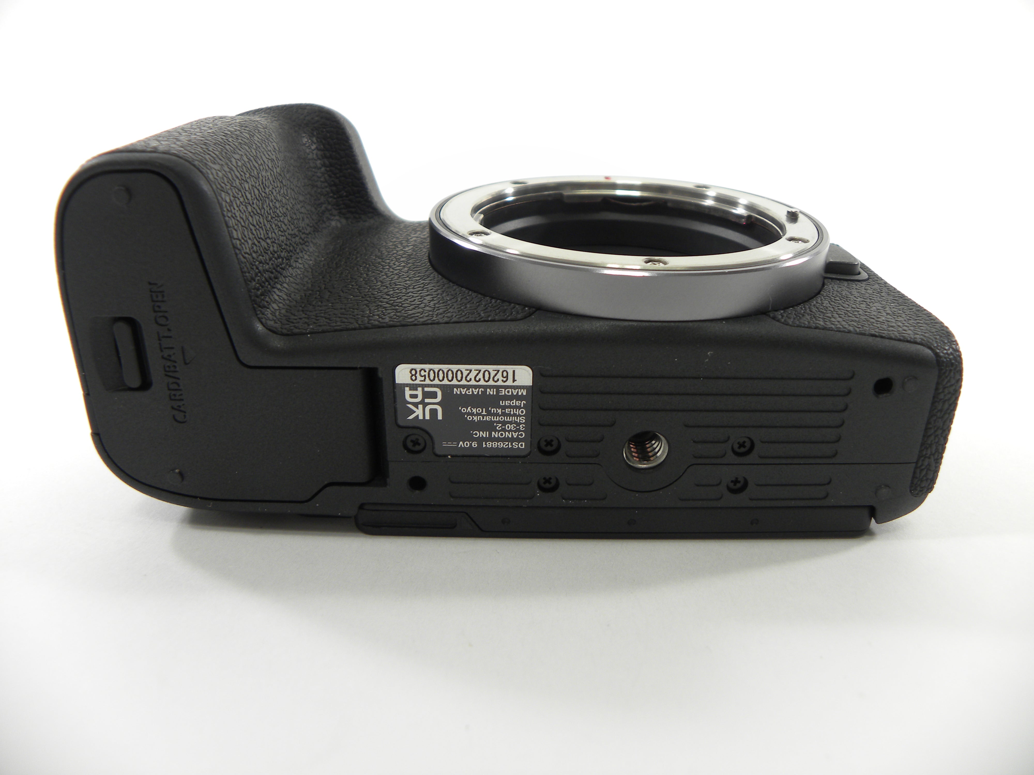 Canon EOS R8 24.2mp Digital Mirrorless Camera Body Only Shutter Ct. 5000