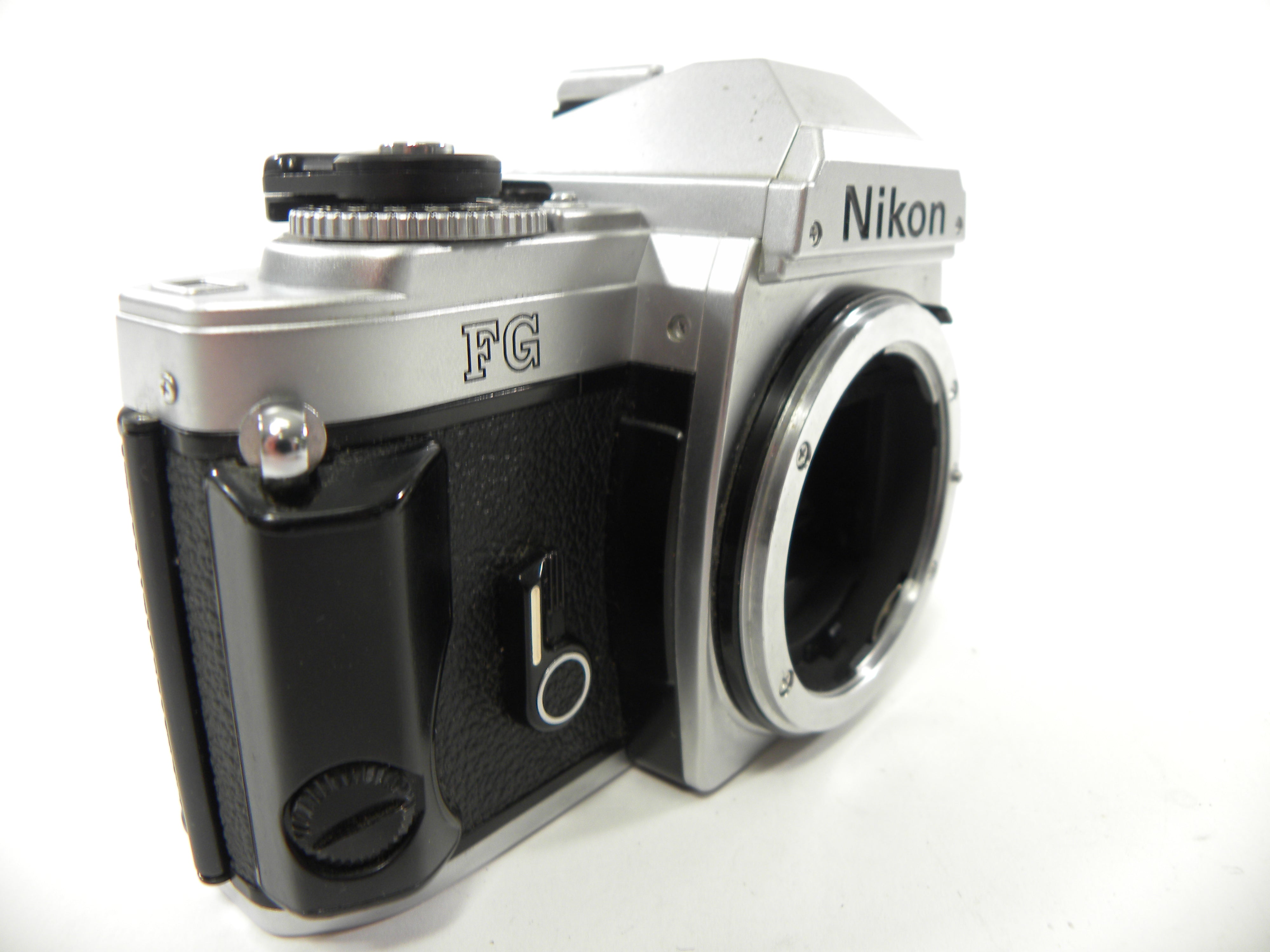Nikon FG 35mm SLR camera body only