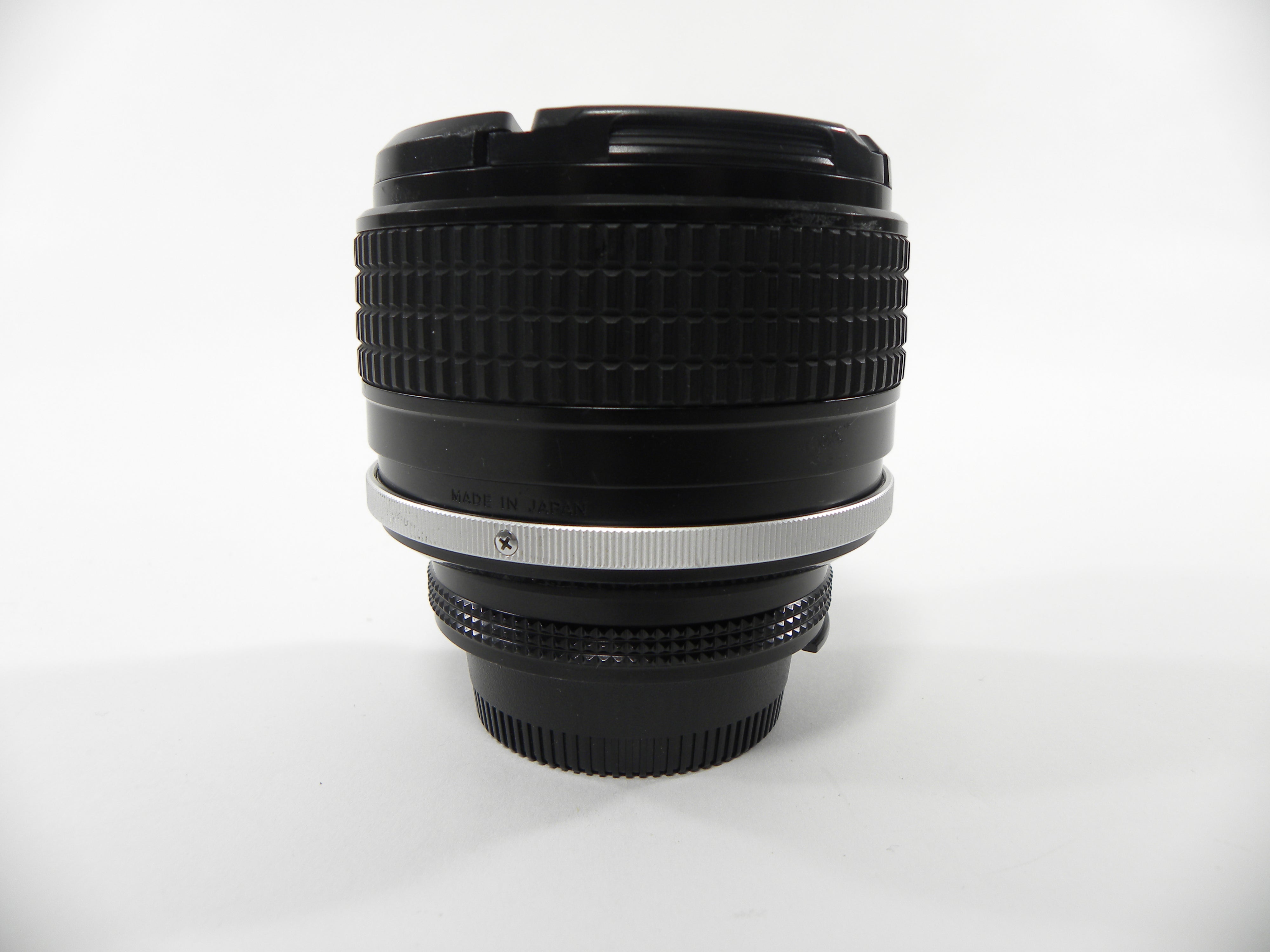 Nikon Nikkor 85mm f1.4 Ais lens AS IS No Returns