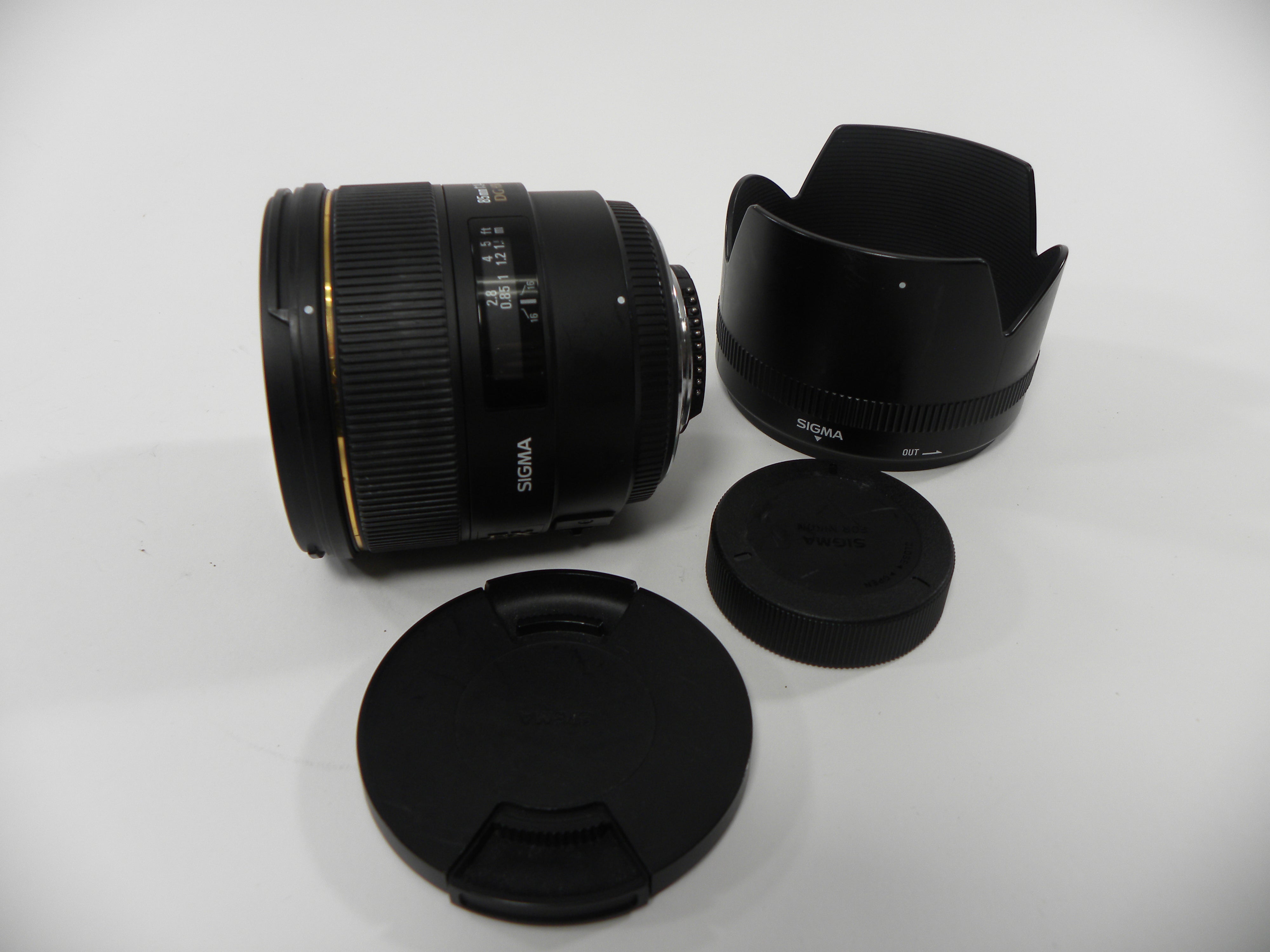 Sigma DG HSM EX 85mm f1.4 Nikon F Mount