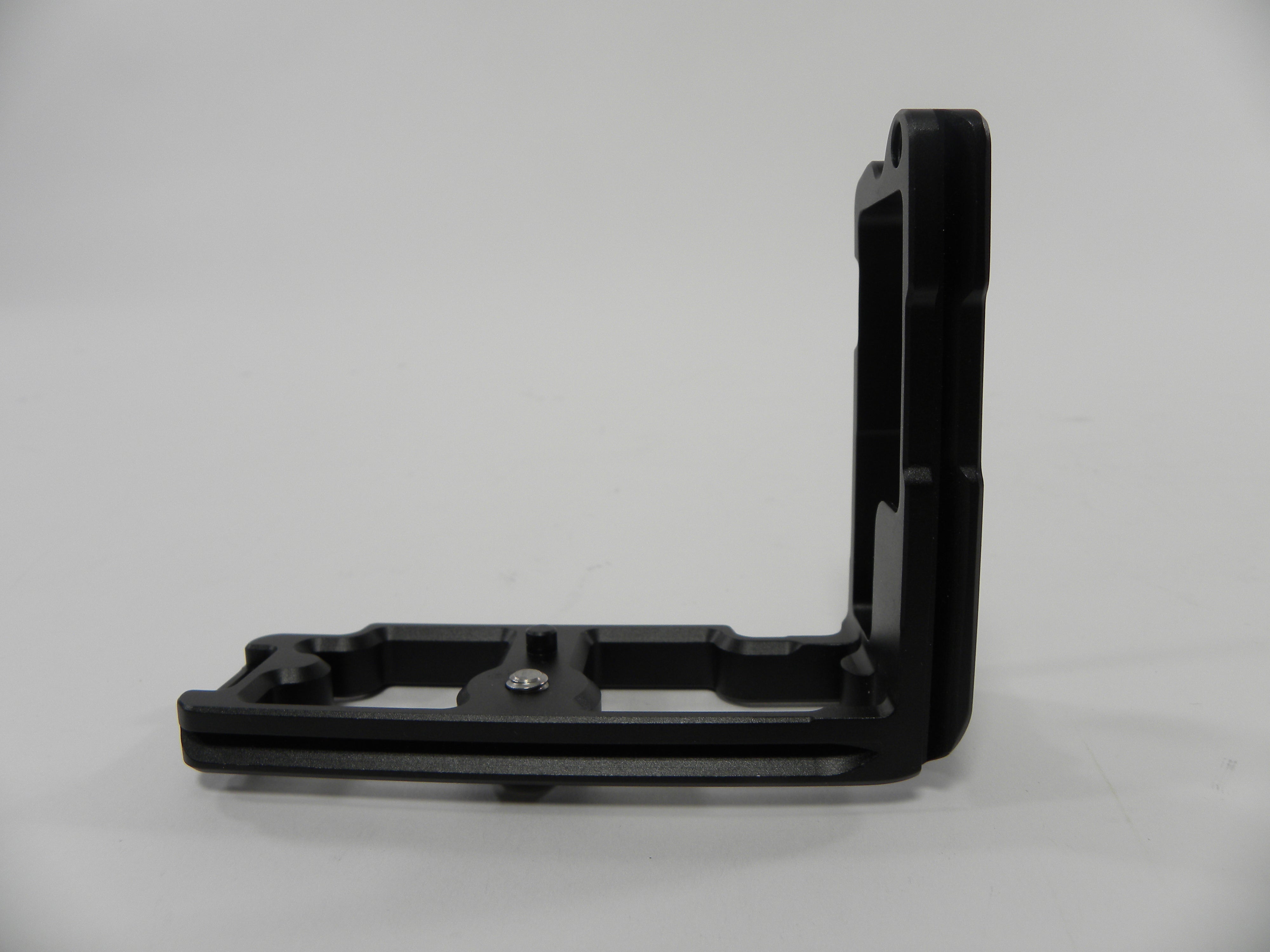 3 Legged Thing Zelda L Bracket for Nikon 25, 26, 26II, 27,-27II