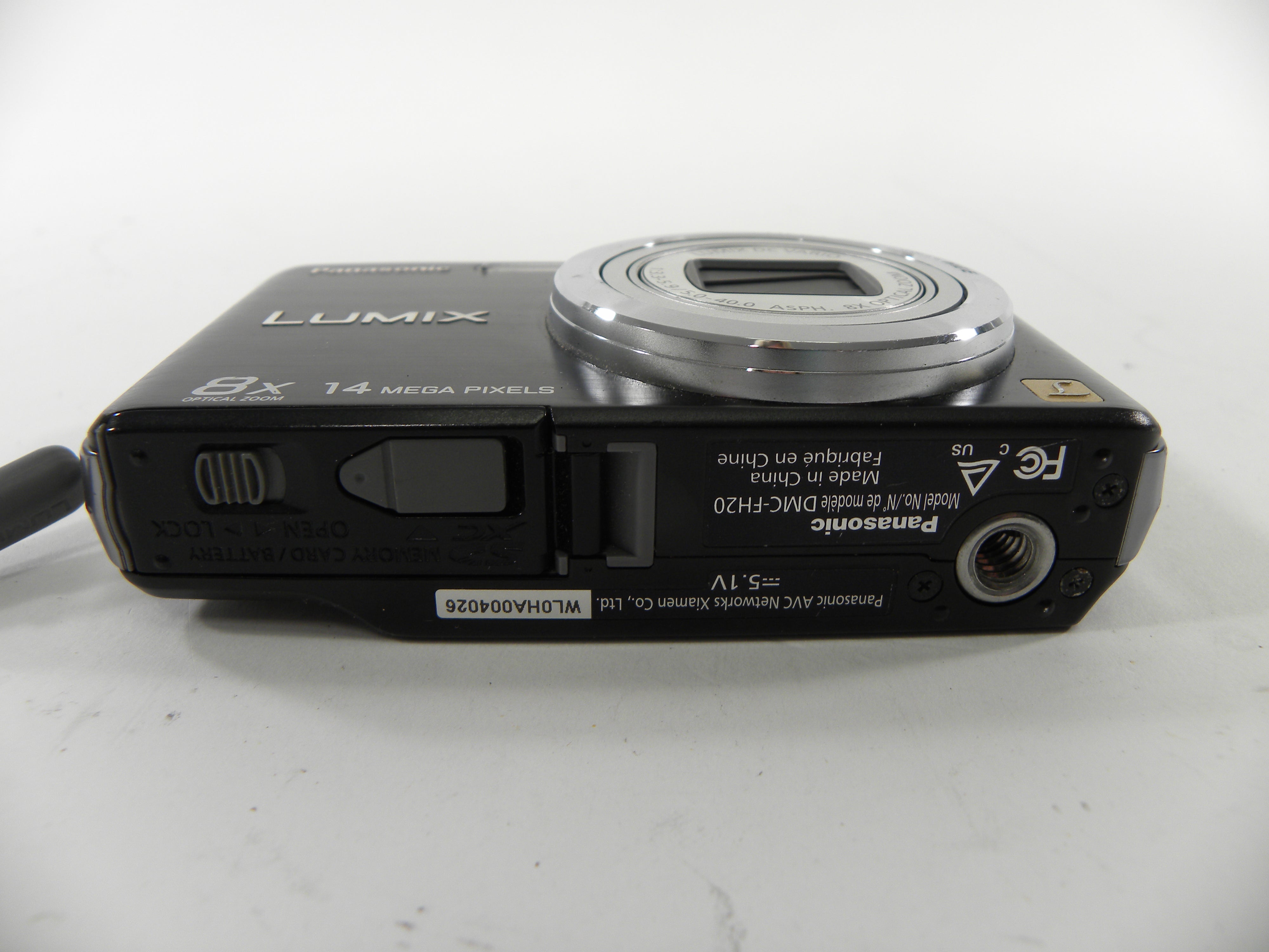 Panasonic Lumix DMC-FH20 14mp Digital Camera