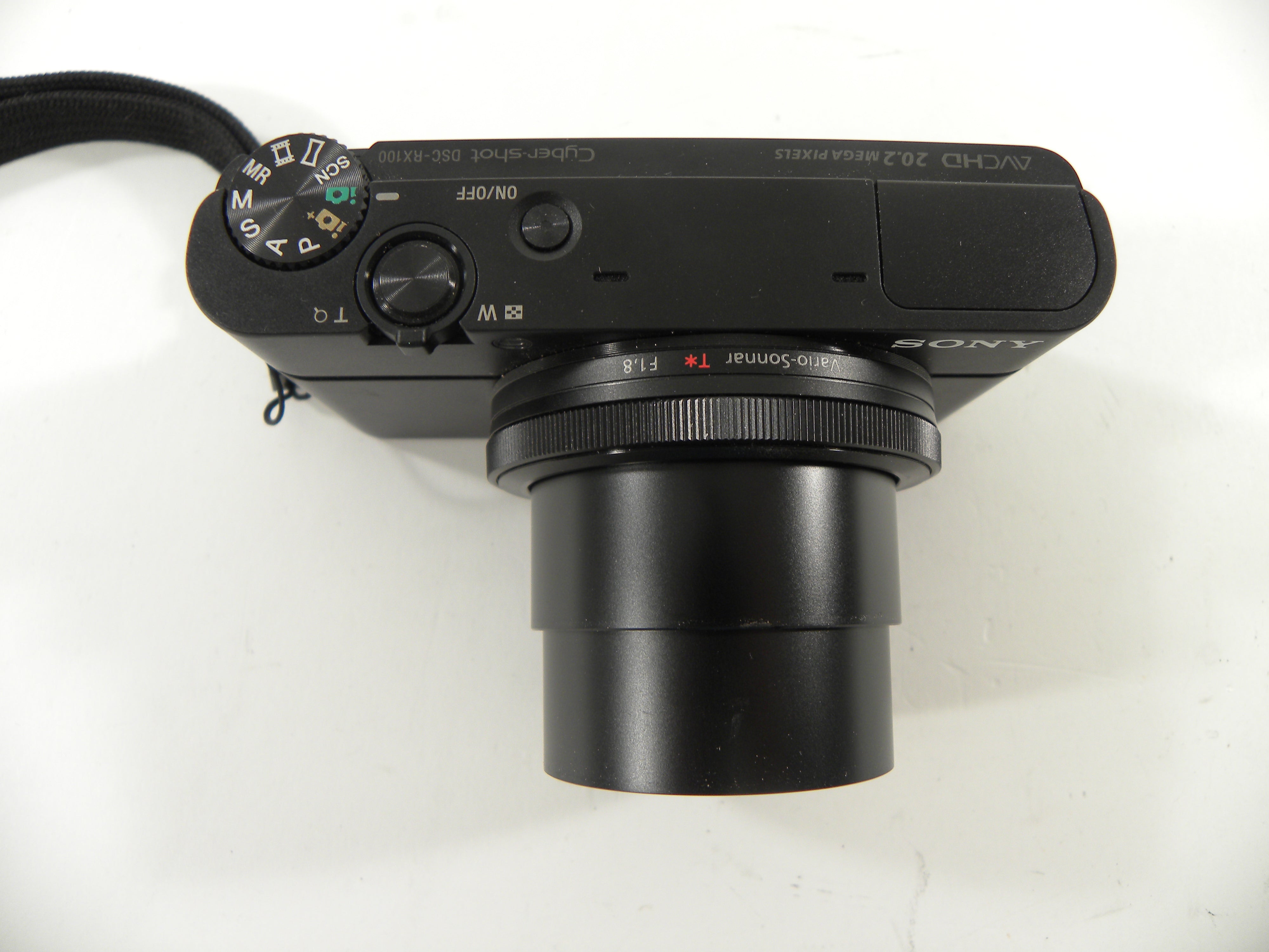 Sony DSC-RX 100 20.2mp Digital Camera