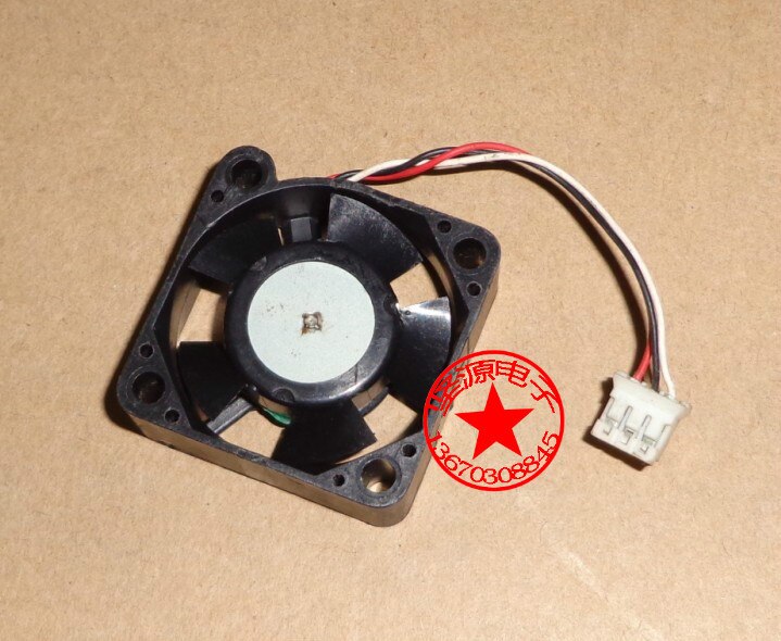 NMB 1204KL-01W-B39 30x30x10mm 5V DC 0.13A 3-Wire Axial Cooling Fan