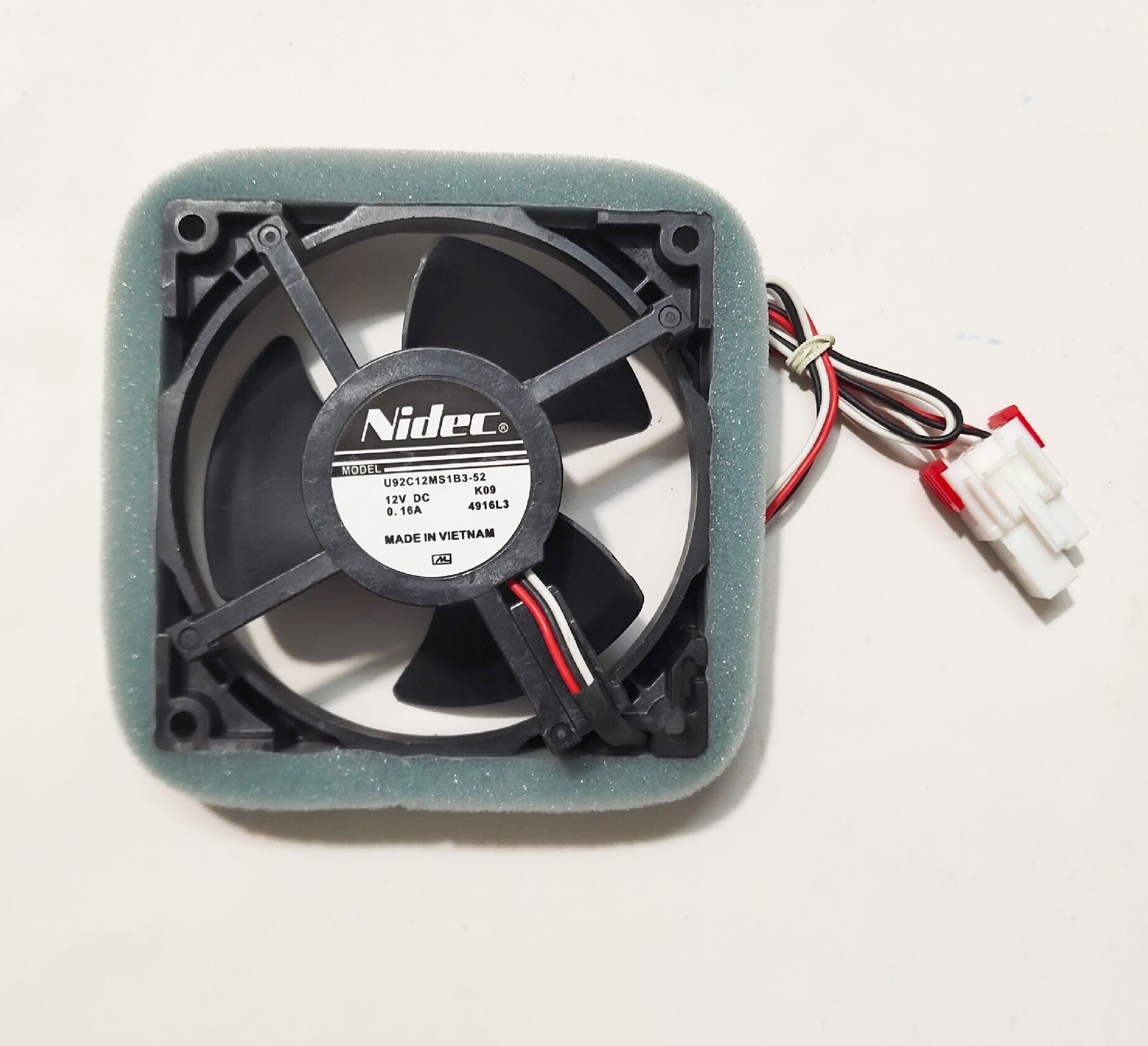 Nidec U92C12MS1B3-52 90mmclassmm 12V DC 0.16A Axial Cooling Fan