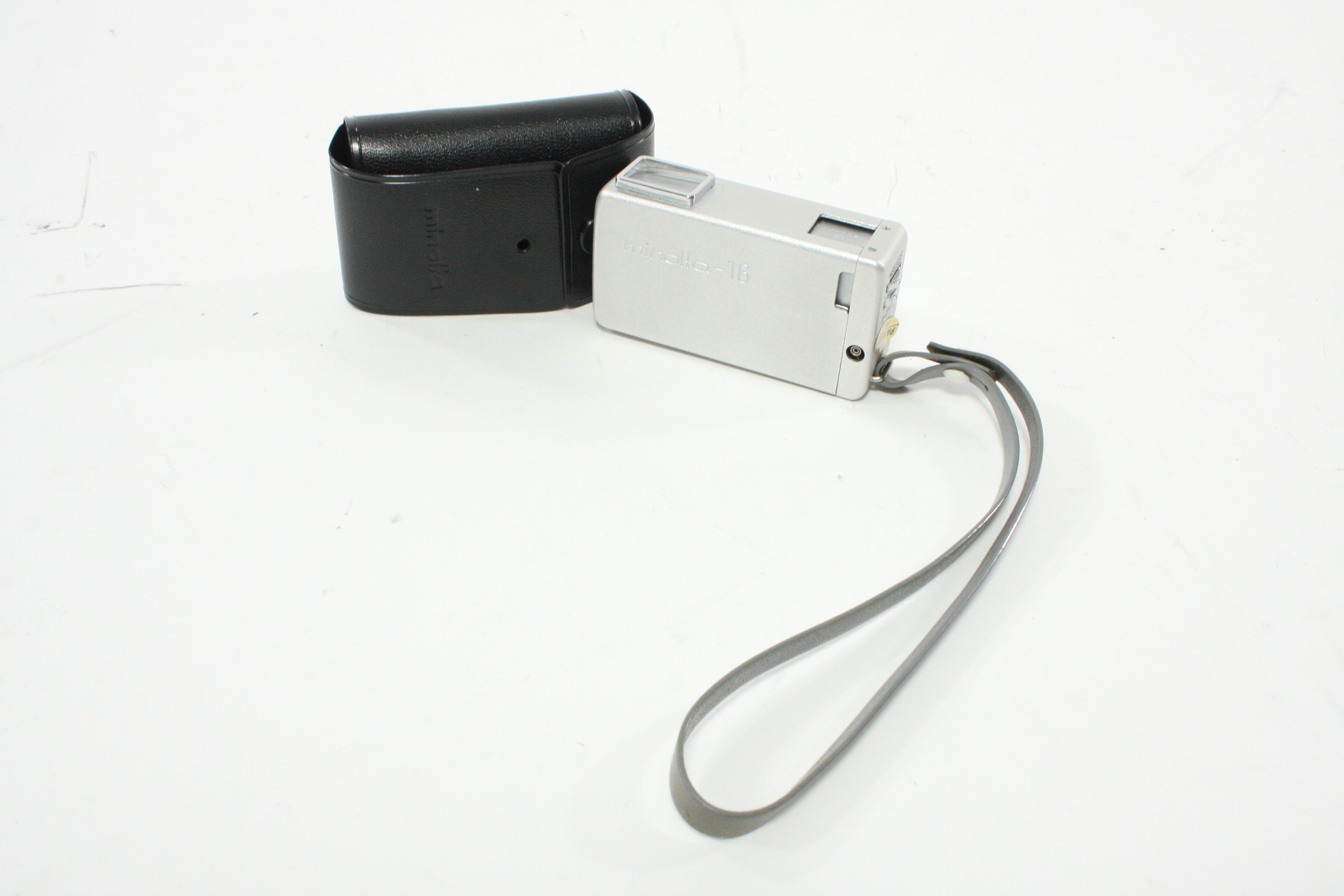 Minolta-16 16mm Spy Camera with 22mm f/2.8 Rokkor Lens