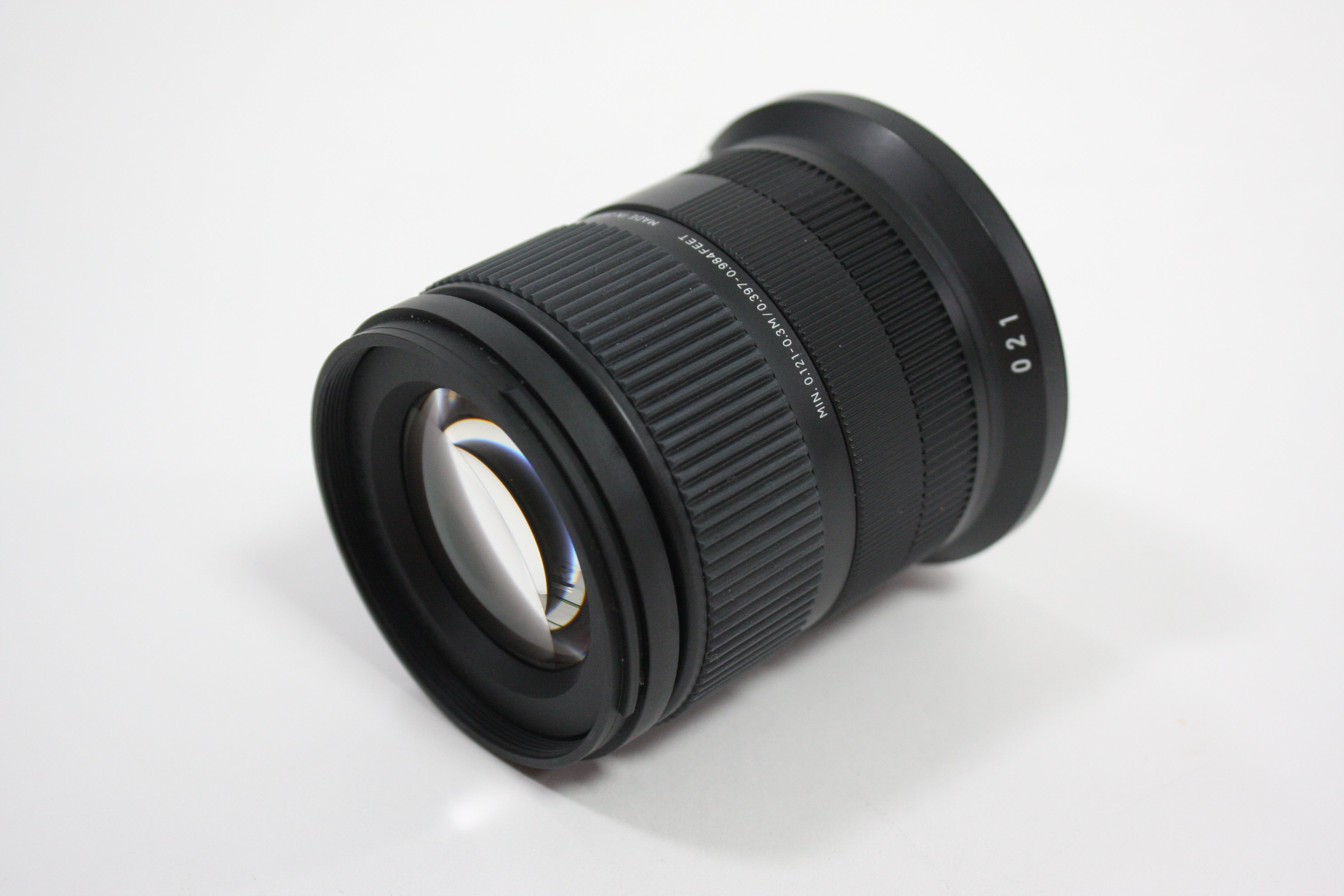 Sigma 18-50mm f/2.8 DC DN for RF Mount