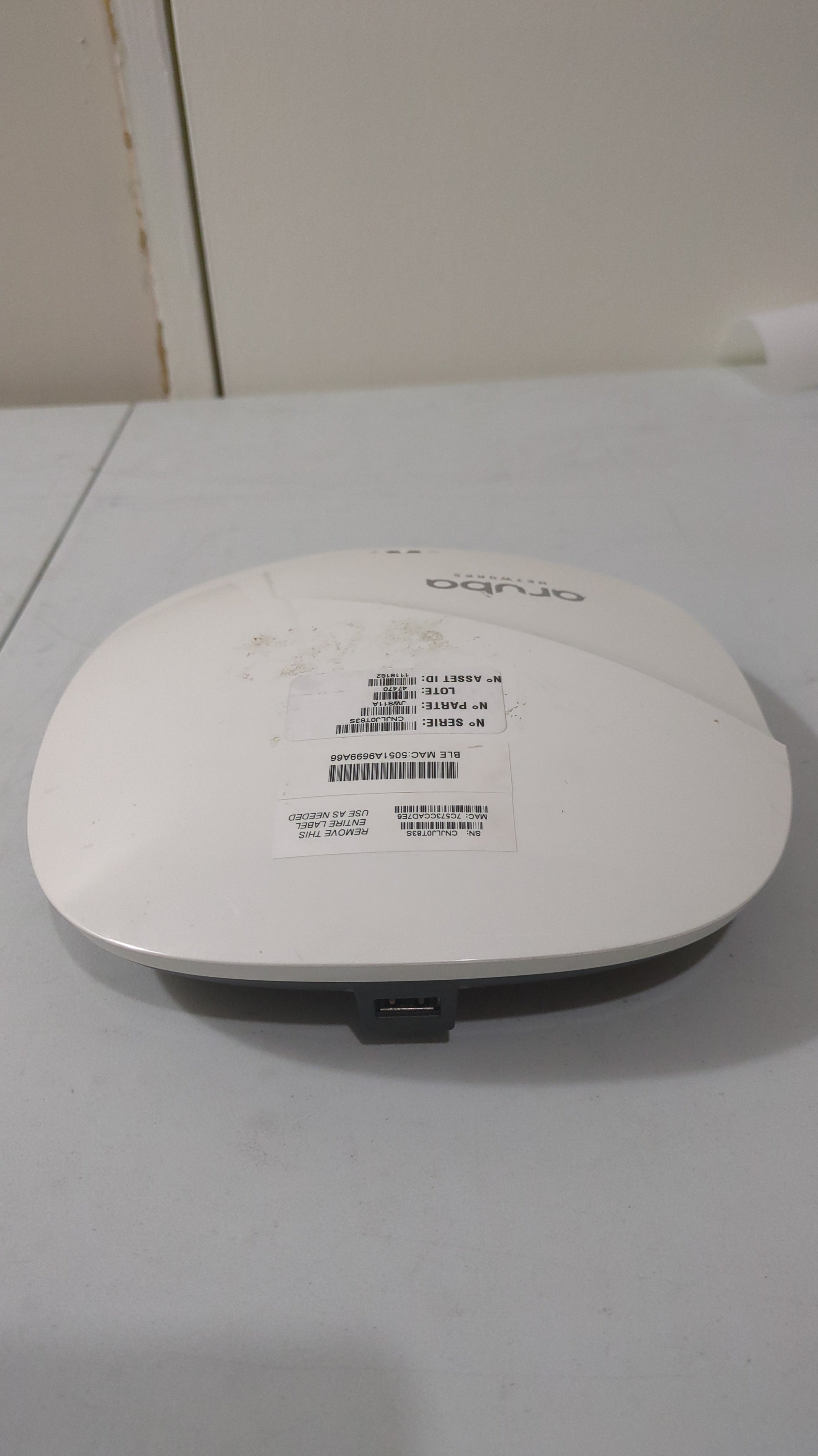 Aruba JW811A IAP-315 - Access Point Rear View | Alo Tech Solutions