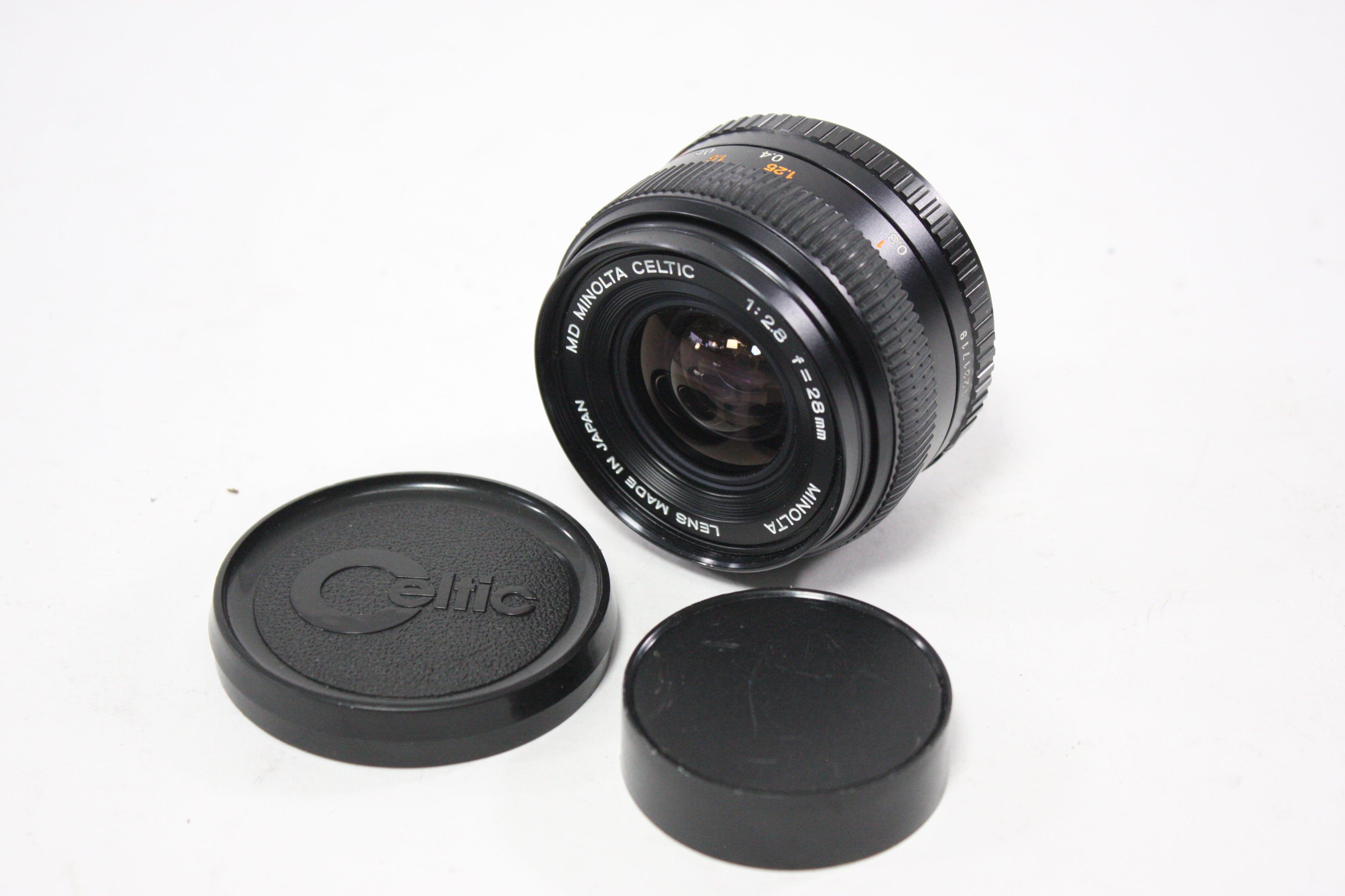Minolta 28m m f/2.8 Celtic Lens for Minolta MD Mount