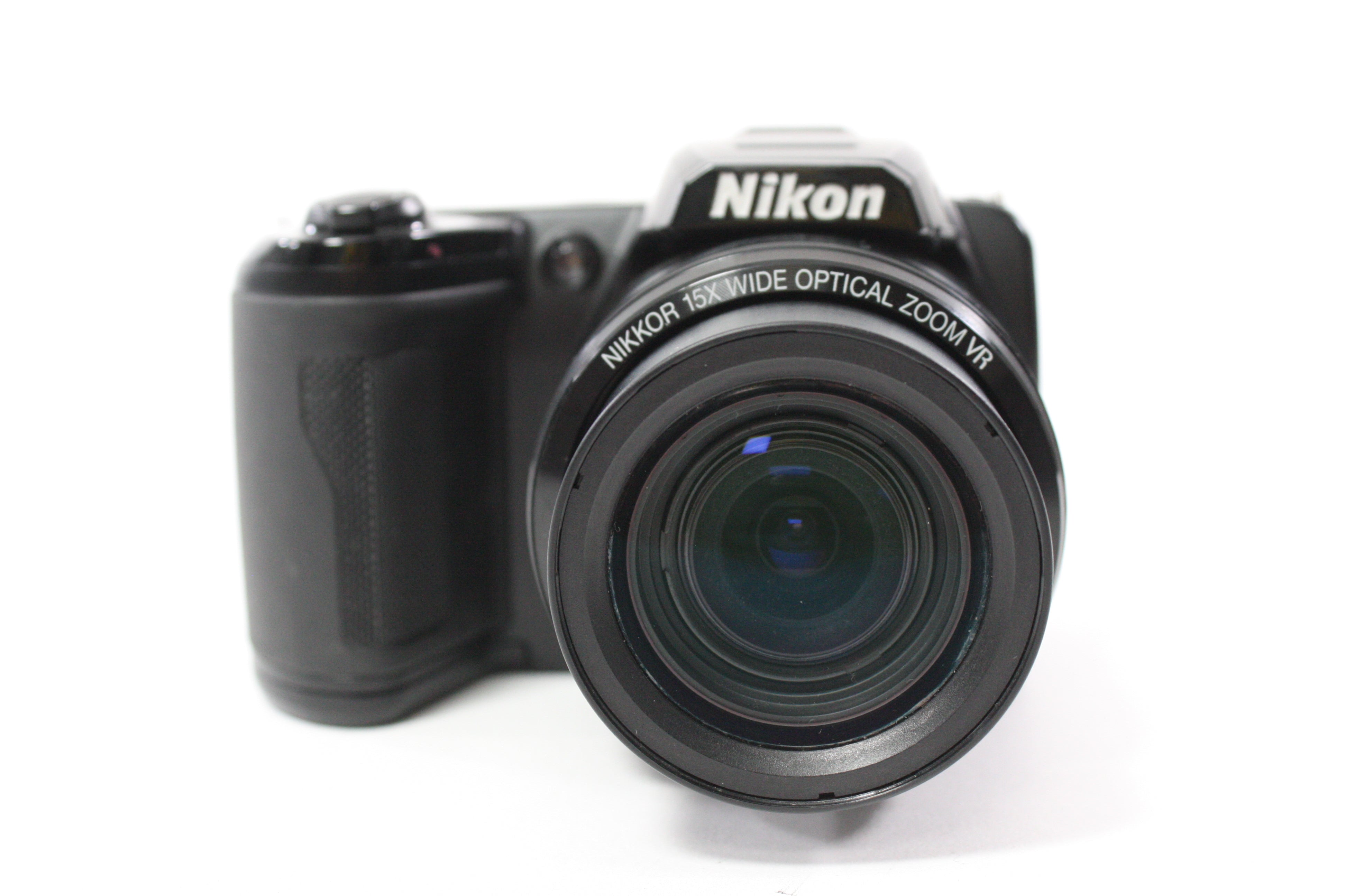 Nikon Coolpix L105 Digital Point and Shoot Camera 15x Zoom 12.1mp