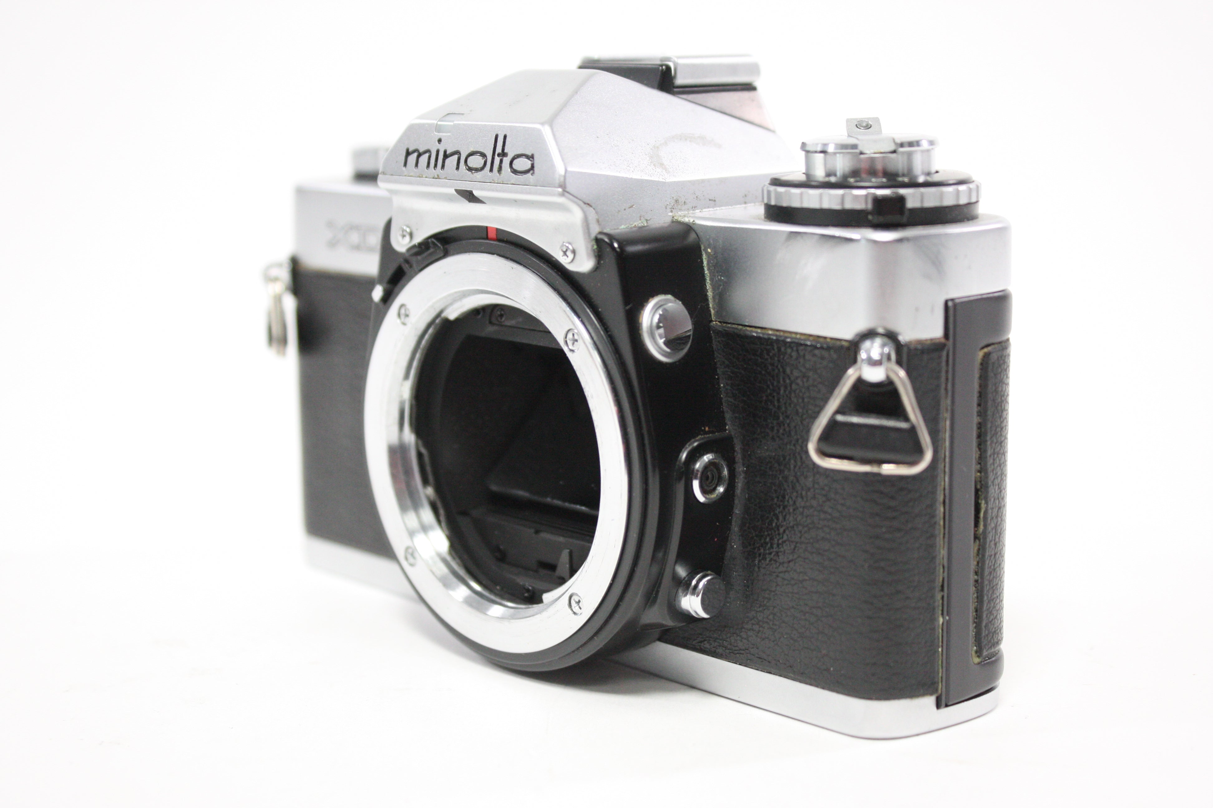 Minolta XD11 35mm SLR Camera with Minolta 28-80mm f/3.5-4.5 Macro Rokinon Auto Zoom Lens