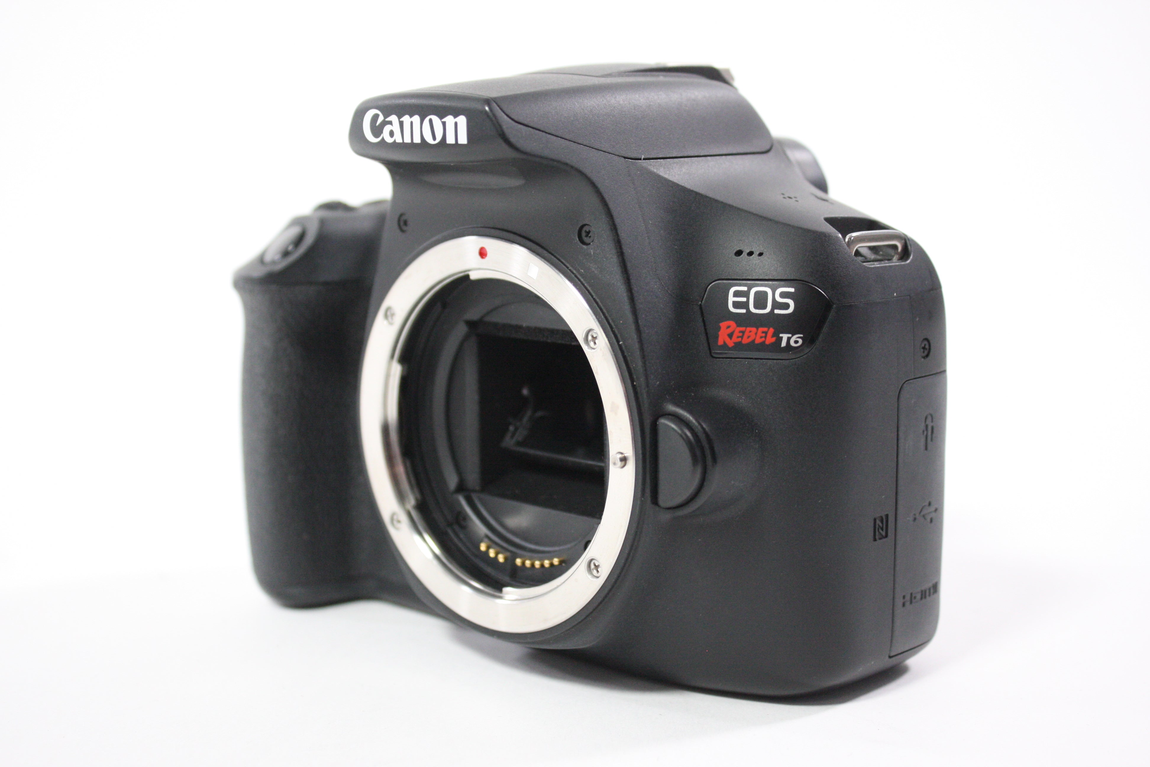 Canon EOS Rebel T6 DSLR Camera with 18-55mm f/3.5-5.6 IS II EF-S Lens With Shutter Count 5,054