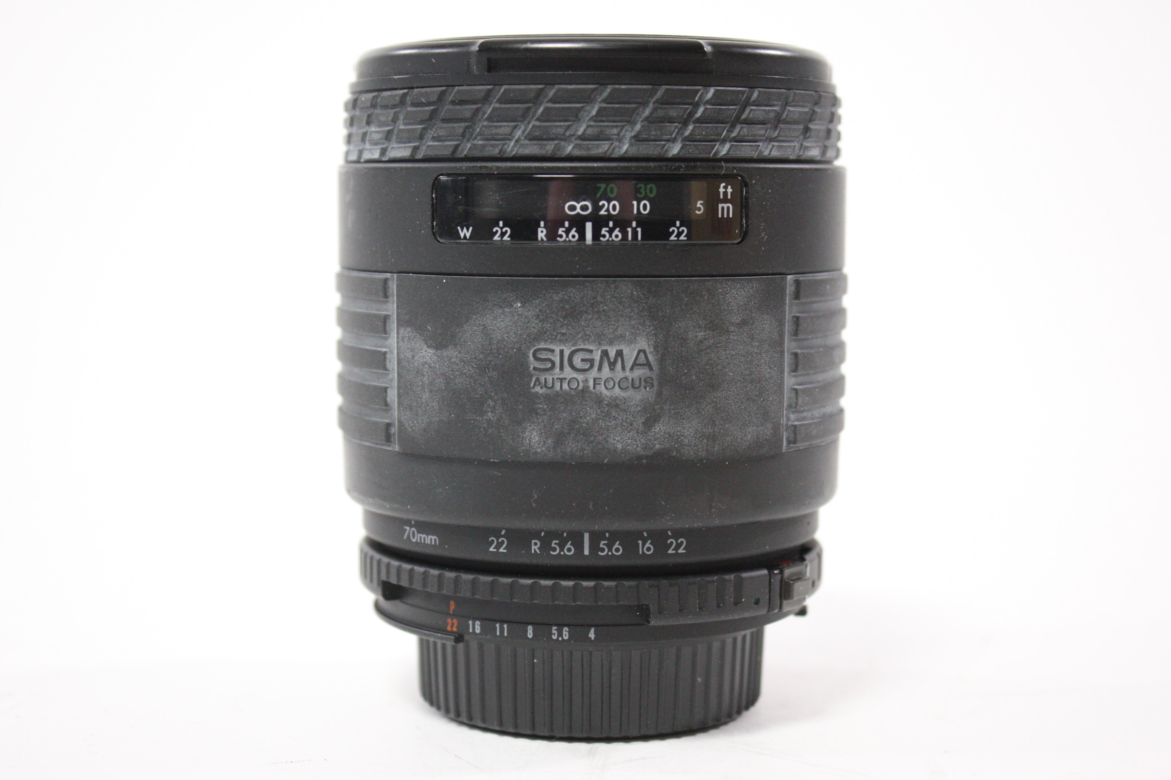 Sigma 70-210mm f/4-5.6 UC AF Zoom Lens for Nikon F Mount